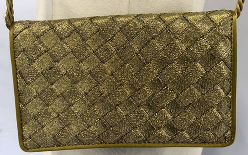 Bottega Veneta Intrecciato Leather Handbag ITALY: Bottega Veneta Intrecciato Leather Handbag ITALY Rectangular handbag with a prominent woven textured on its exterior. Bag has a gold color & a rope-like strap as the handles. Signed & marked. Surface
