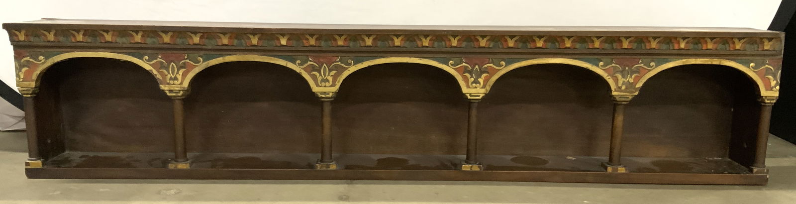 Vntg Carved Wooden Gothic Style Wall Decor (1 of 8)