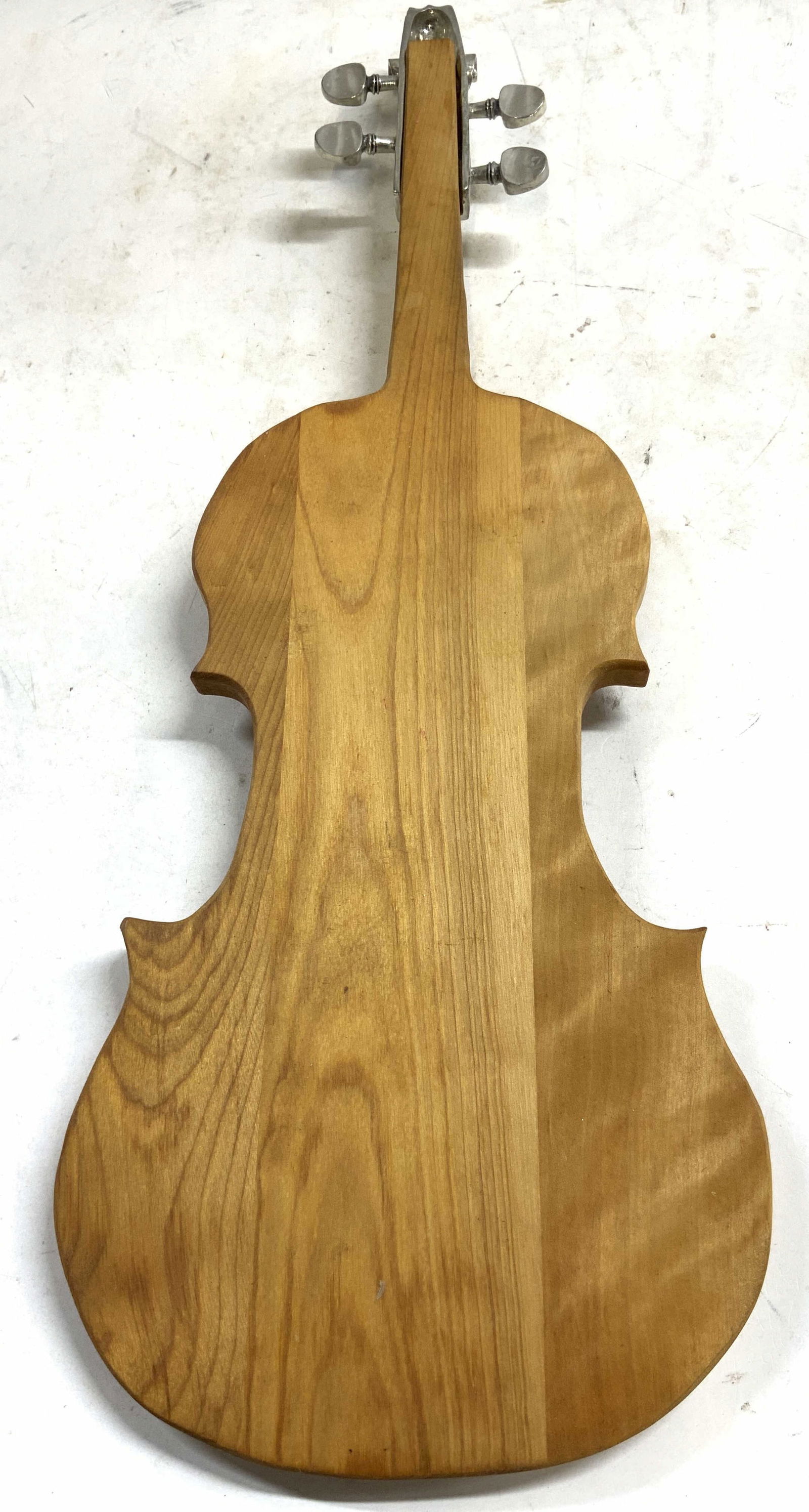 Wooden Violin Cutting Board W Metal Handle (1 of 8)