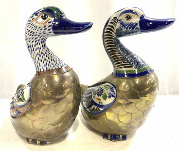 Tonala Pr Mexican Folk Art Pottery Duck Figurines: Lot includes 2 Duck figurines. Each appear to be TONALA. No apparent markings. Each are ceramic & appear to be hand painted. Each have gold toned brass scale overlay. Armored duck figures. Each measur