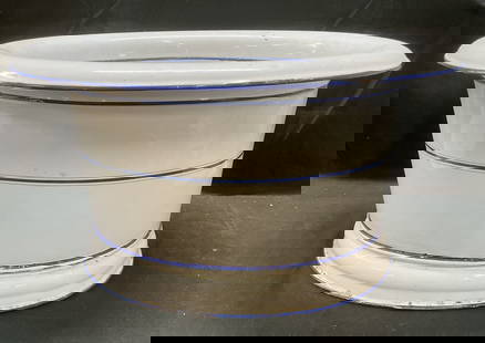Vintage White Blue Toleware Planter 18 In W: Vintage hand painted enameled toleware planter in white with blue stripe. Measures approx 16 x 18 x 9.5 inches. Some wear including scratching. Toleware planter, vintage planter, metal, planter, white