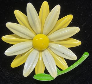 Vtg Yellow Enamel Flower Brooch 2.75 In W