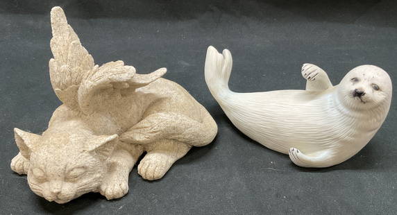 2 Fig, Vtg Franklin Mint Ceramic Snow Pup Seal +: Lot 2 vintage Franklin Mint ceramic stone snow pup cat figurines. Lot includes one Snow Pup by Roslyn S Carren, underside hallmark reads 1987 Franklin Mint Snow pup official issue of the humane societ