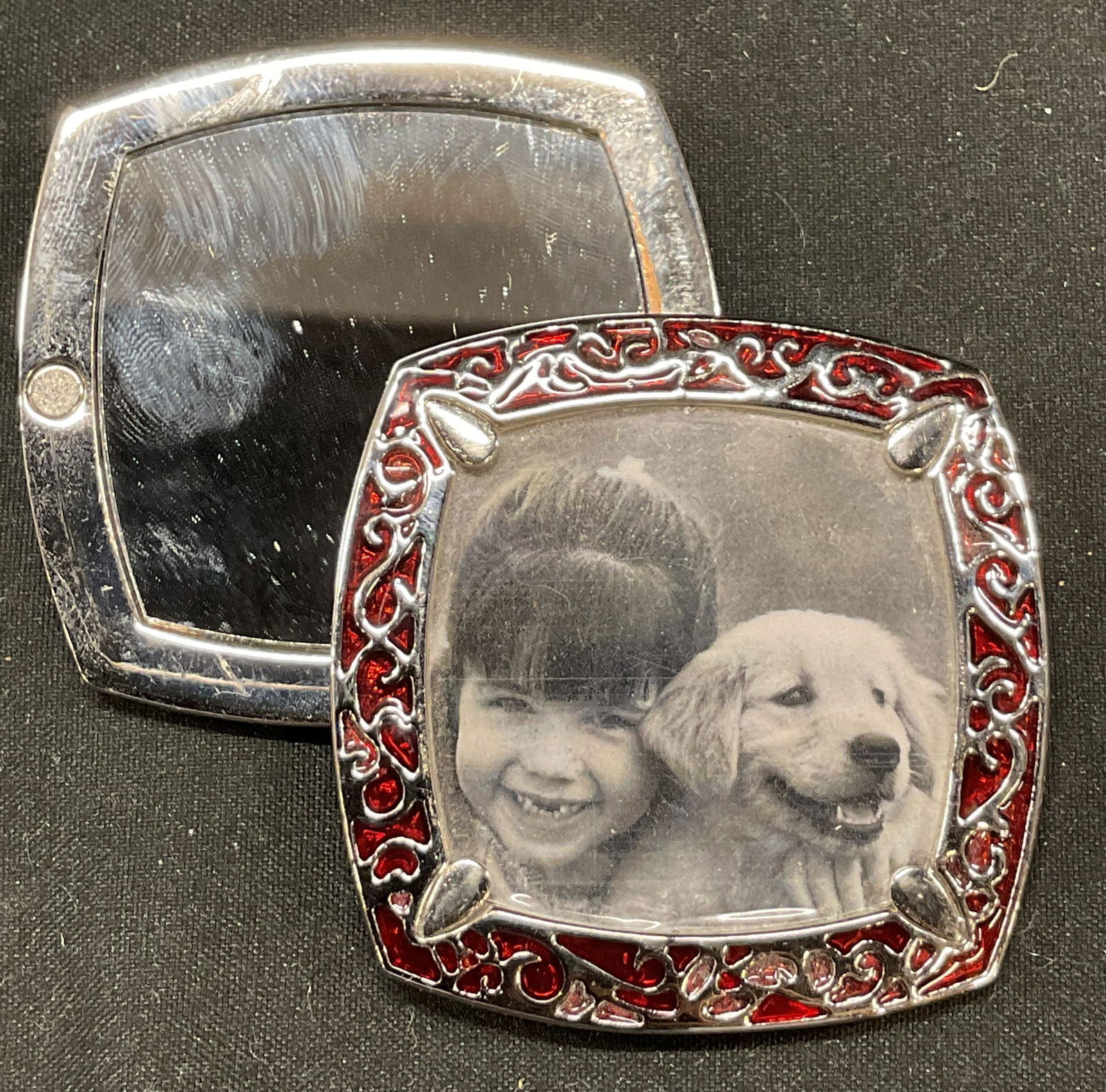 Vtg Liz Claiborne Silver Tone Pocket Mirror (1 of 6)