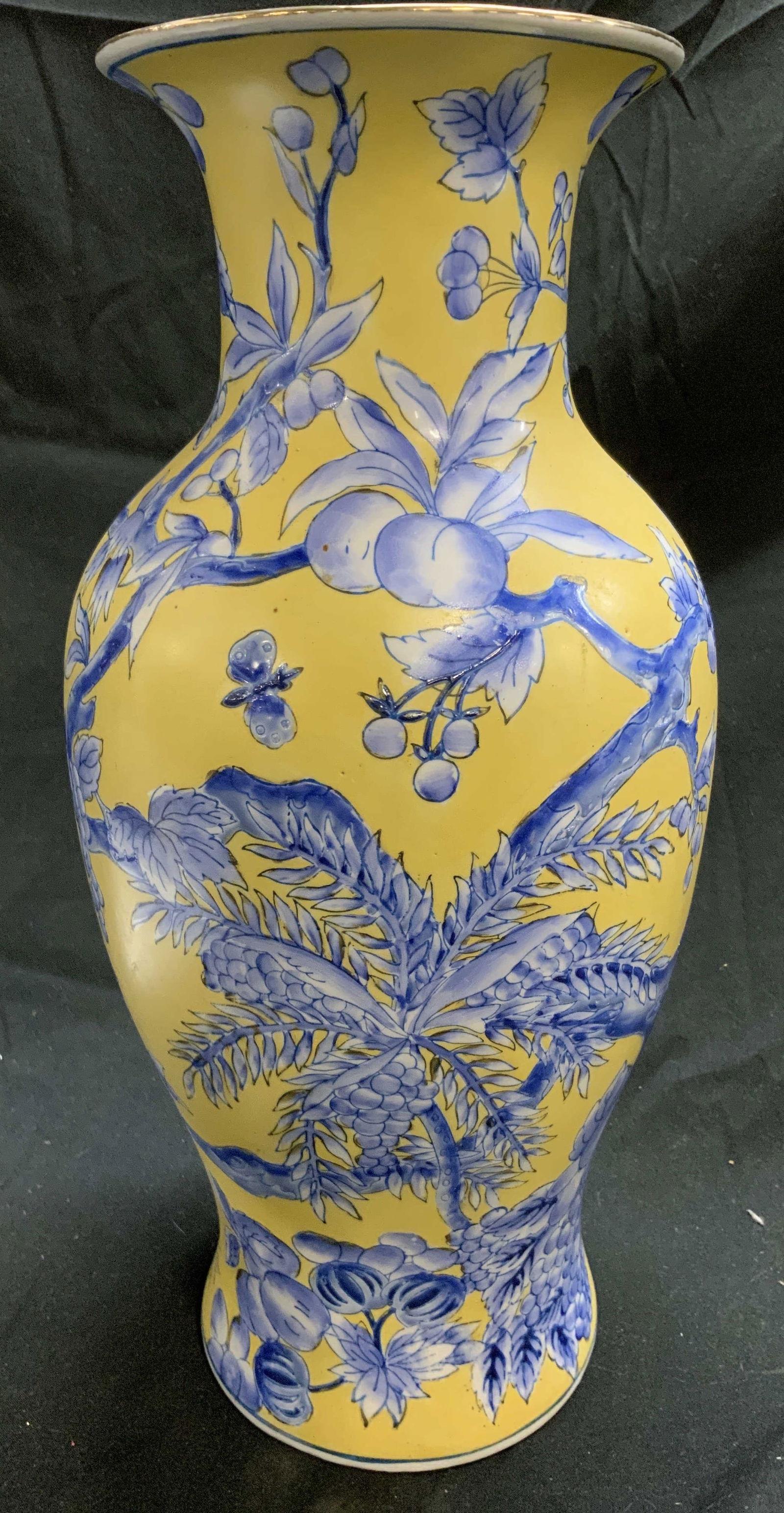 ORIENTAL ACCENT Hand Painted Asian Porc Vase 14in (1 of 8)