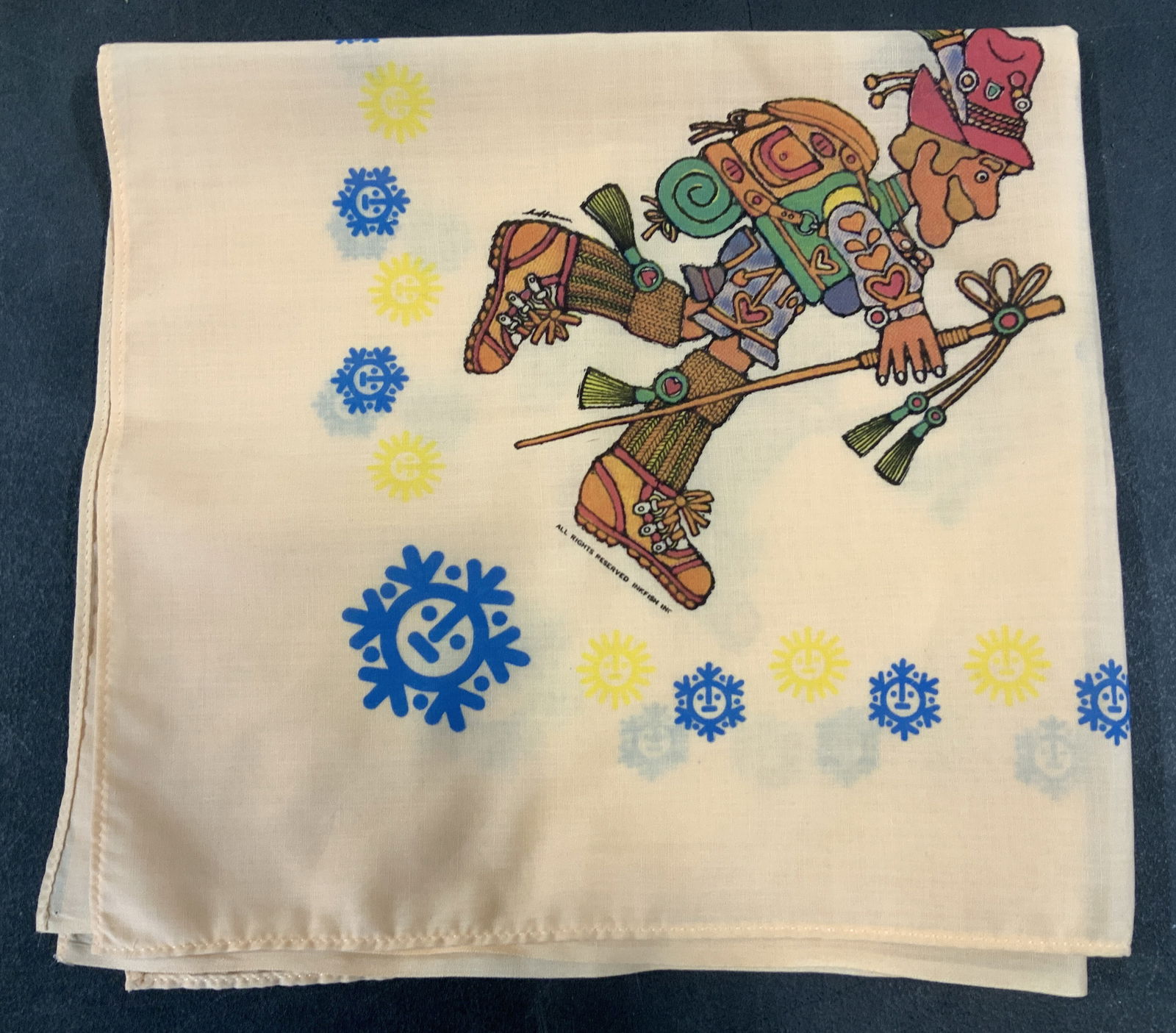 INKFISH Figurine Whimsical Style Peach Scarf (1 of 7)