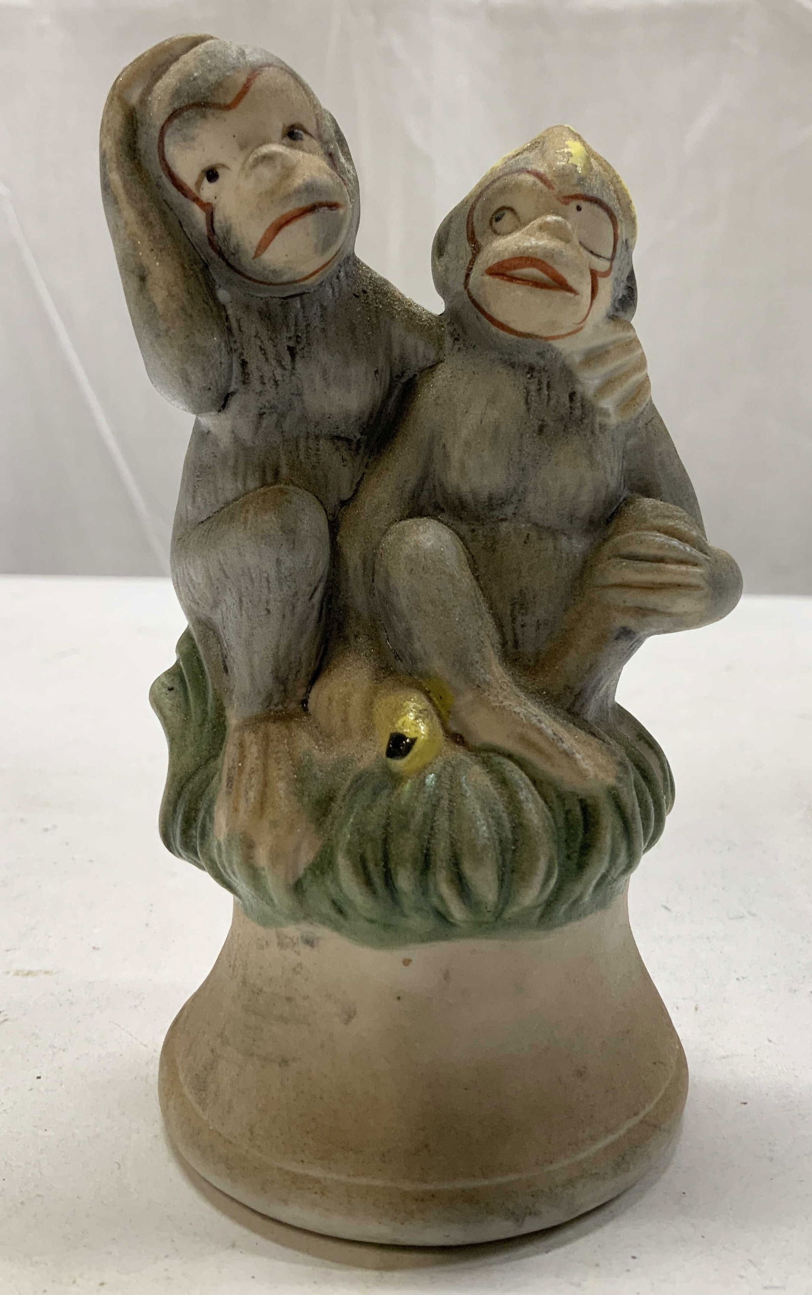 Vntg Hugging Monkeys Ceramic Figurines (1 of 6)