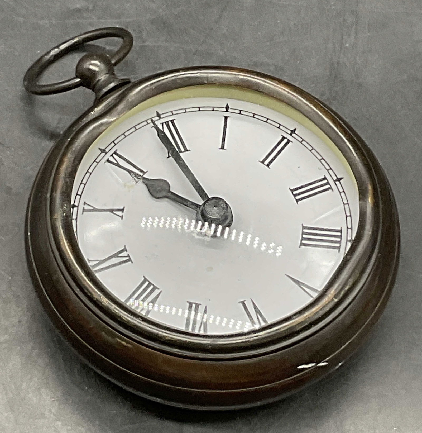 Round Metal Portable Clock / Pocket Watch India (1 of 7)