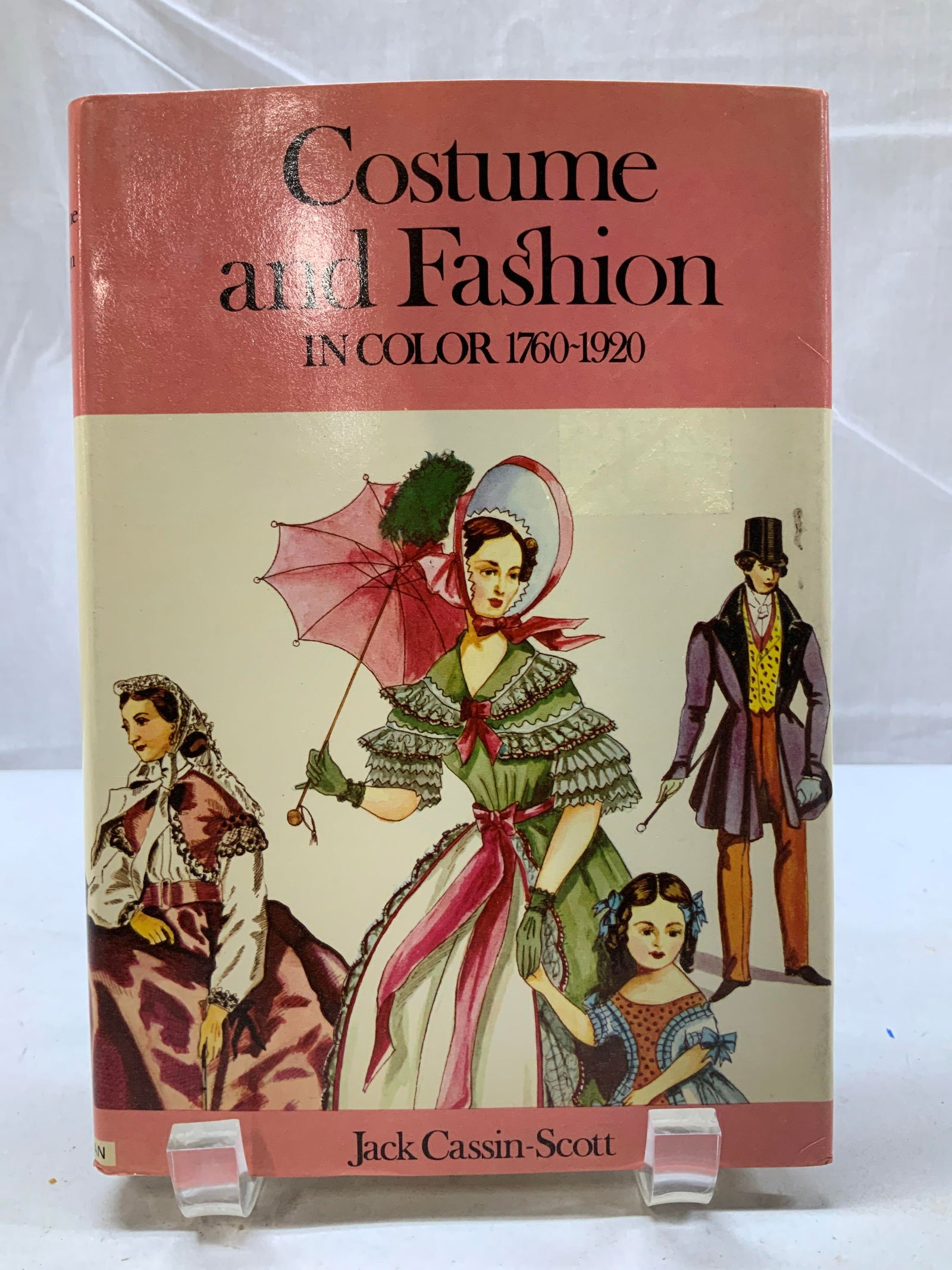 1971 Costume & Fashion First Ed Book SCOTT Illustr (1 of 14)