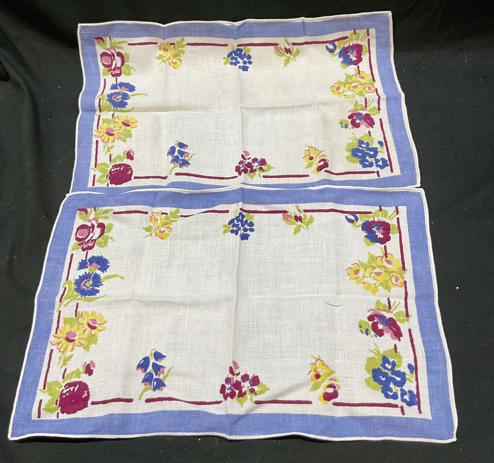 Set 2 White Blue Linen Floral Handkerchief Napkins (1 of 7)