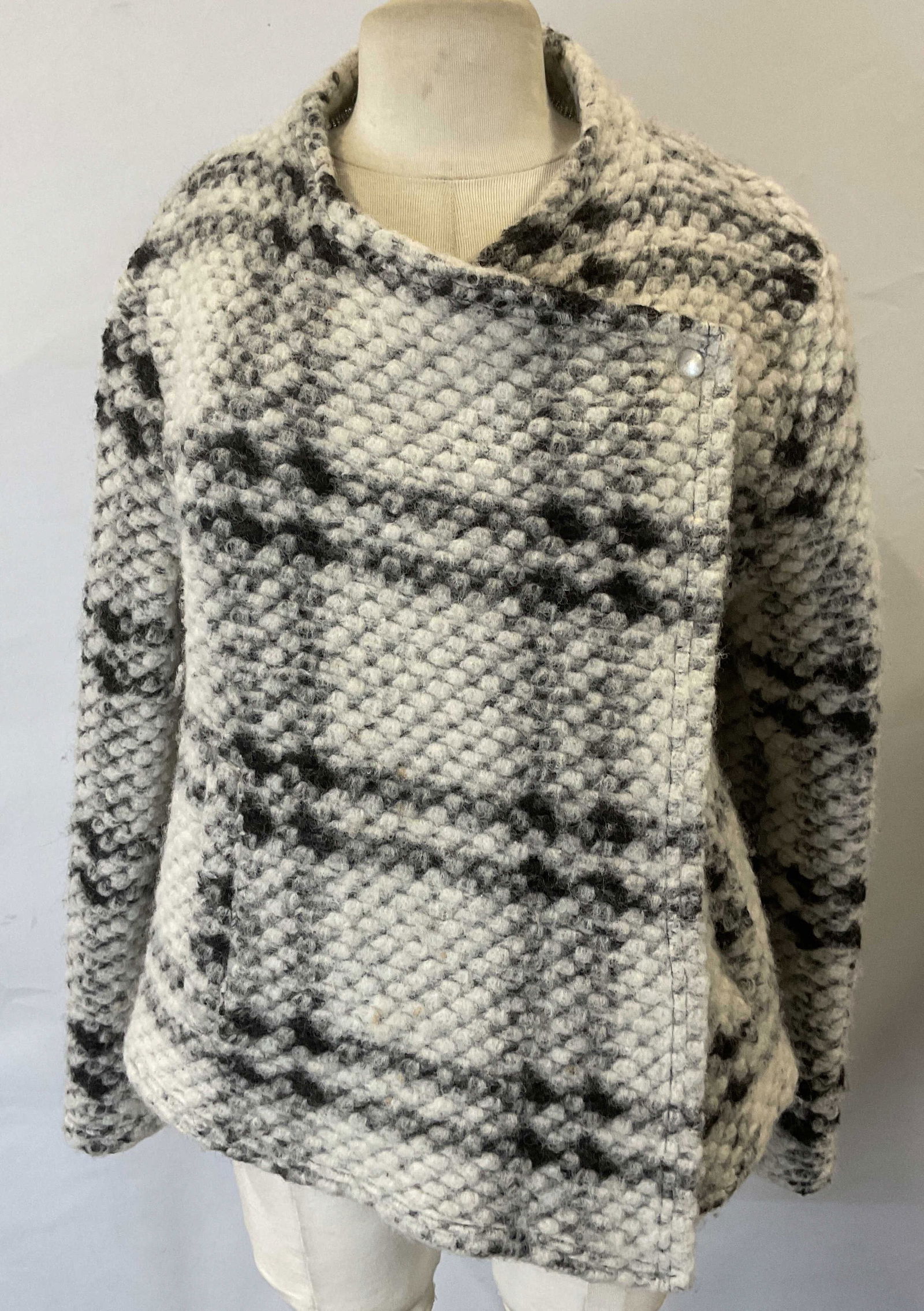 Dylan White Black Knit Wool Sweater Jacket (1 of 7)