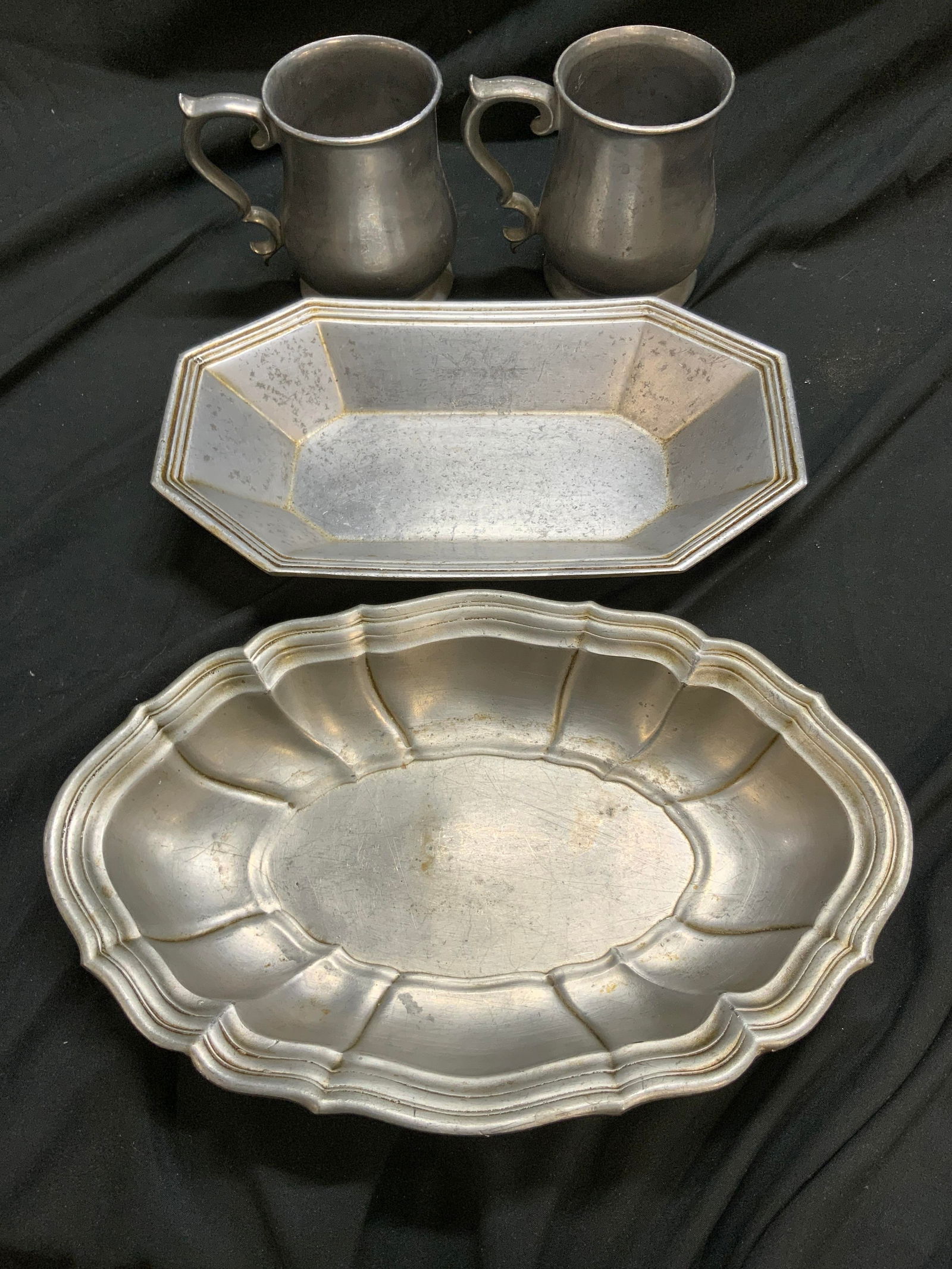 Lot 4 Vintage Trademarked Pewter Tableware (1 of 10)