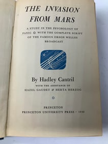 Vntg 1940 The Invasion from Mars Book CANTRIL+