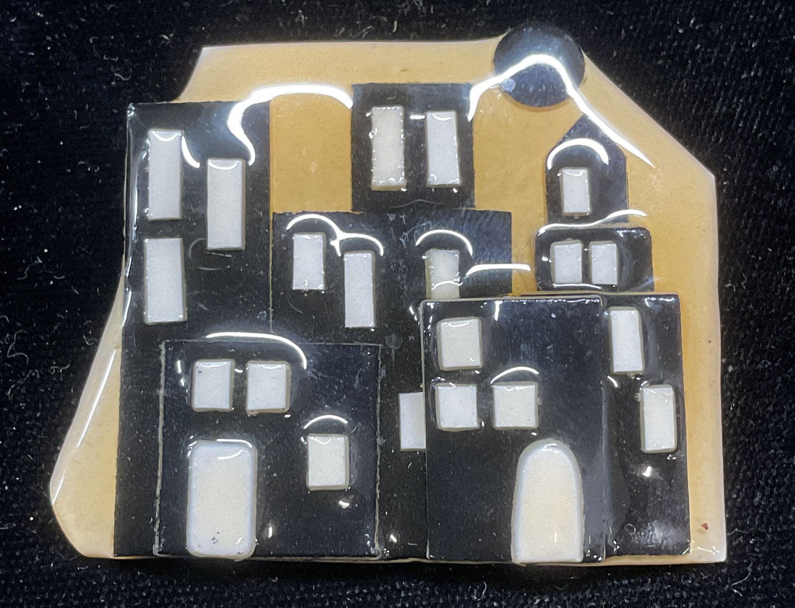 Vintage House Pins Lucinda Lacquered Brooch: Vintage House Pins by Lucinda handmade architectural motif composite material with lacquer. Signed. Measures approx 1.75 x 2.25 inches. Some scratching observed. Jewelry, estate jewelry, costume jewel