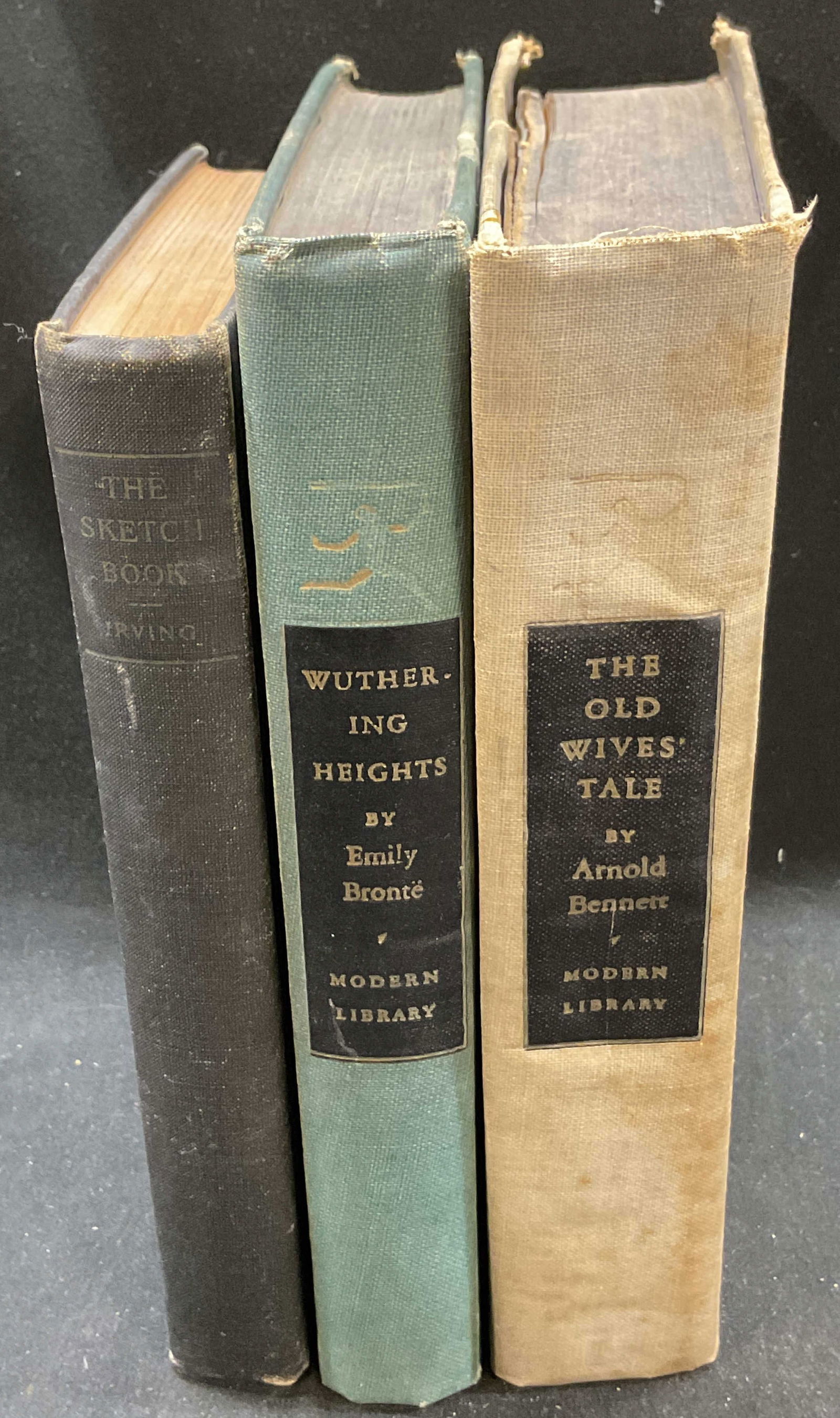 Lot 3 Atq 1890-1910 Irving, Bennett, Bront? Books (1 of 13)