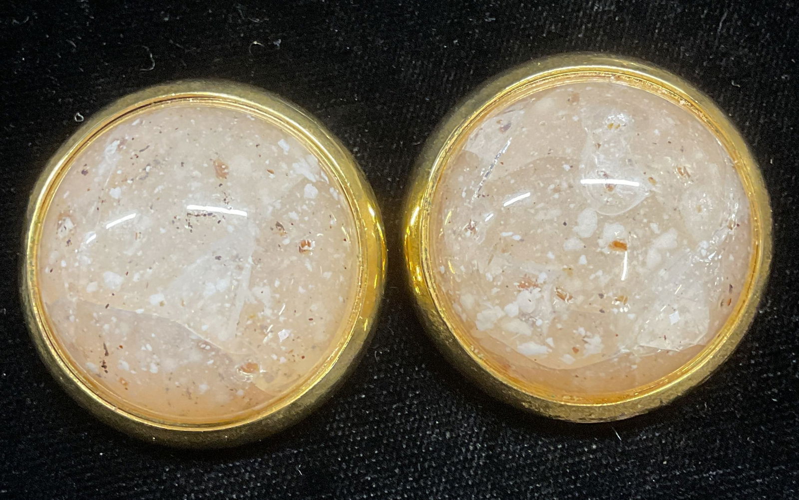 Vintage Gold Tone Lucite Chunky Earrings: Vintage gold tone round stud chunky earrings with lucite faux stone cabochons. Measure approx 1.25 inches wide. Some wear including cracking observed. Jewelry, estate jewelry, costume jewelry, cocktai