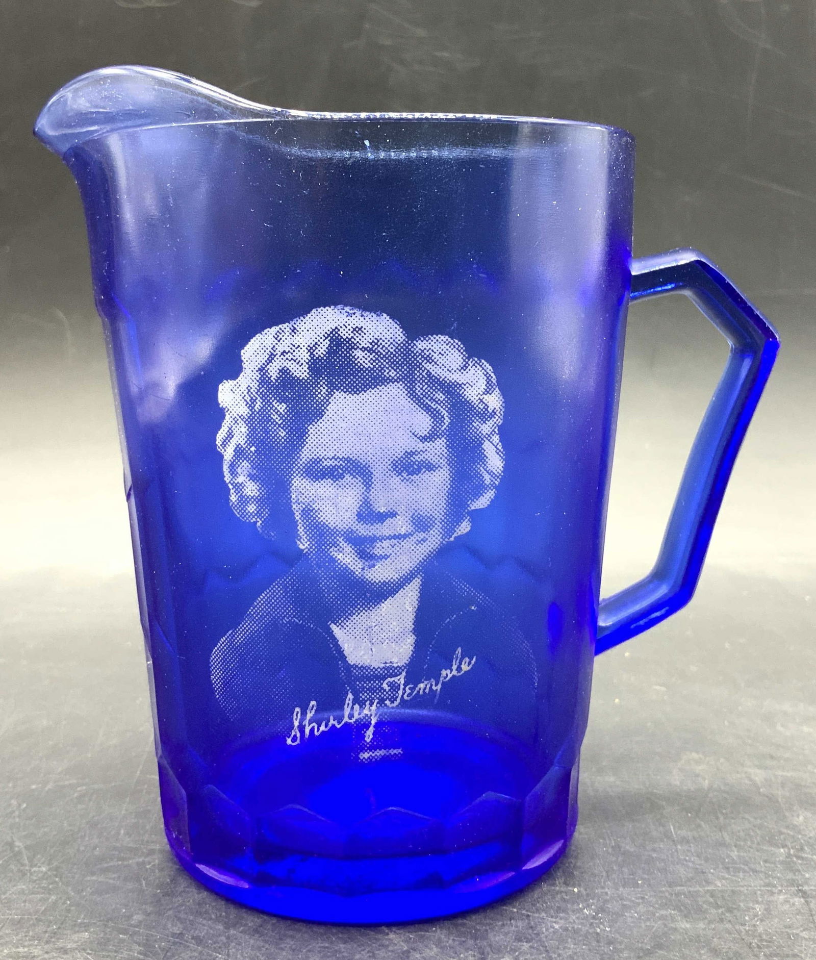 Vntg Shirley Temple Cobalt Blue Glass Creamer (1 of 7)