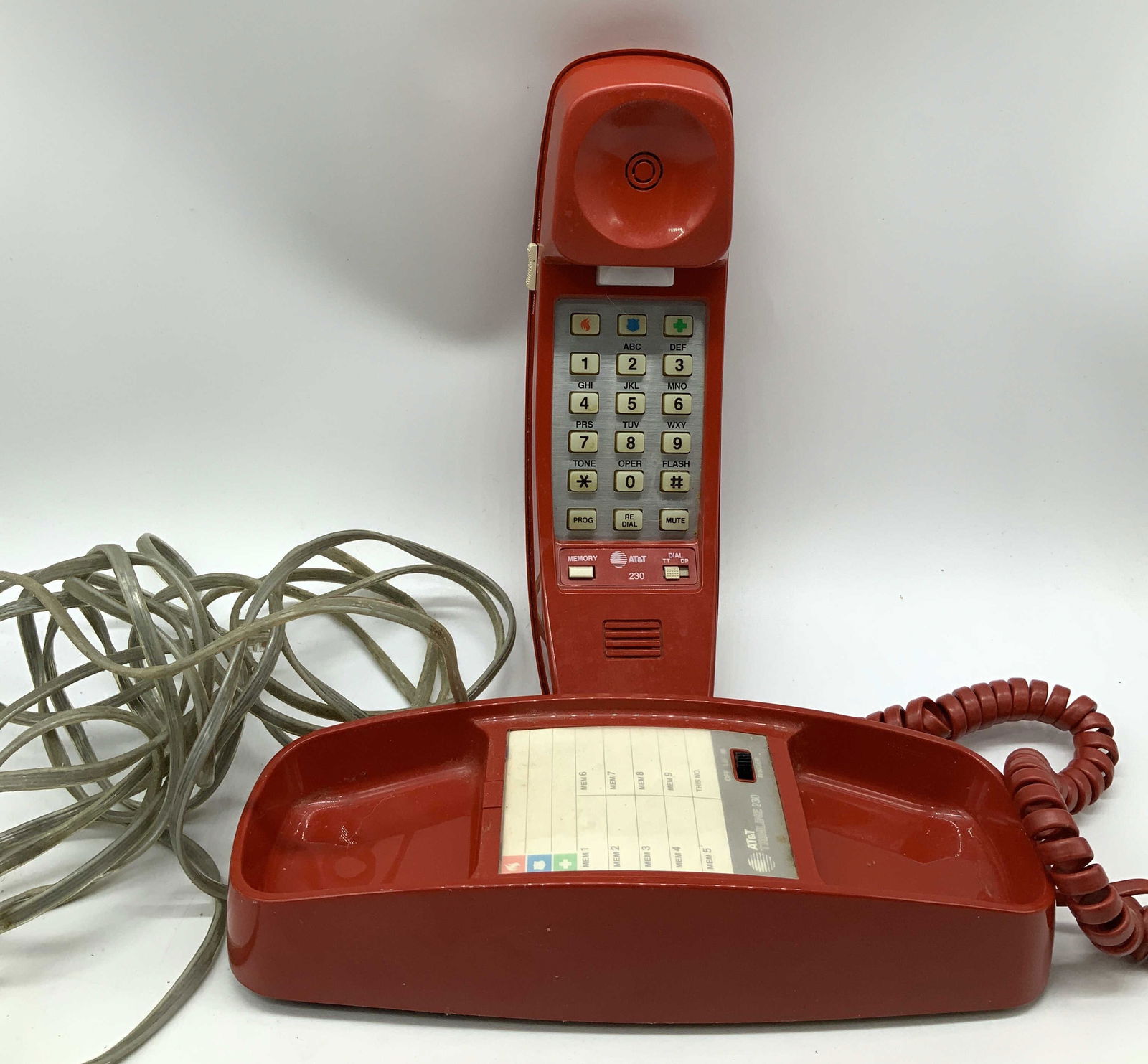 Vntg AT&T Trimeline 230 Red Push Button Telephone (1 of 7)