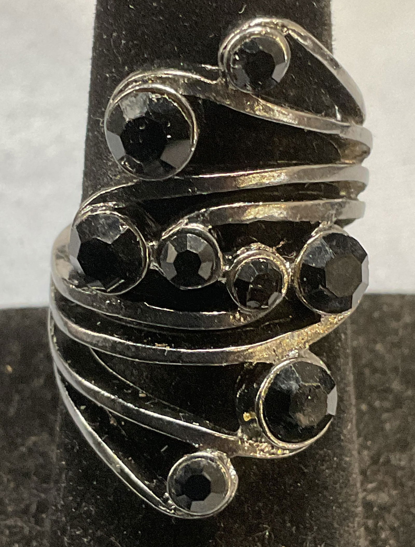 Vtg Silver Tone Black Crystal Cocktail Ring (1 of 6)