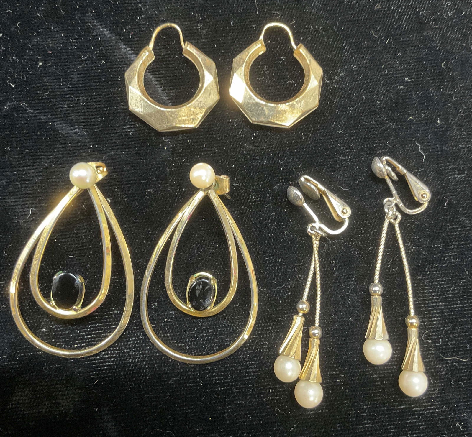 Lot 3 Vtg Gold Tn Faux Pearl Dangle Earrings (1 of 6)