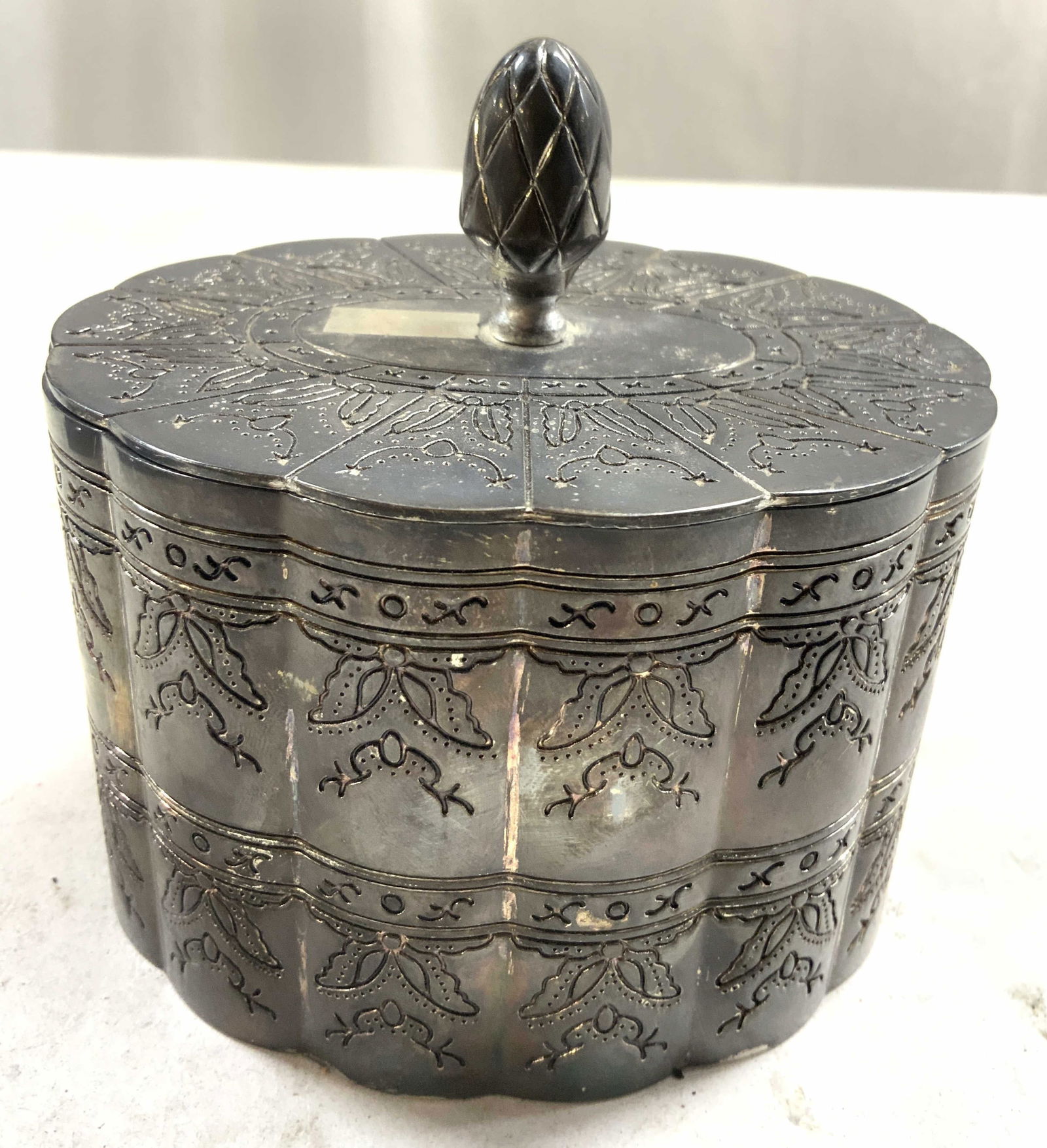 Vtg Silv Pl Keepsake Bx W Lid & Velv Lined Inside (1 of 7)