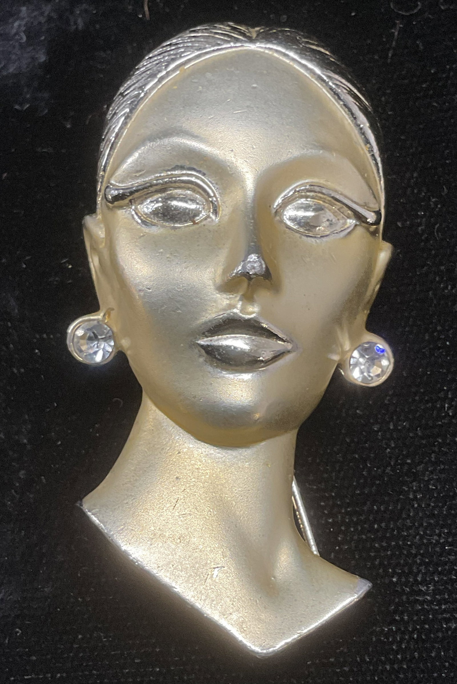 Silver & Gold Tone Crystal Womans Bust Brooch: Silver and gold tone head of woman brooch with crystal decoration. Measures approx 2.25 x 1 inches. Some wear including scratching. Jewelry, estate jewelry, costume jewelry, cocktail jewelry, fashion 
