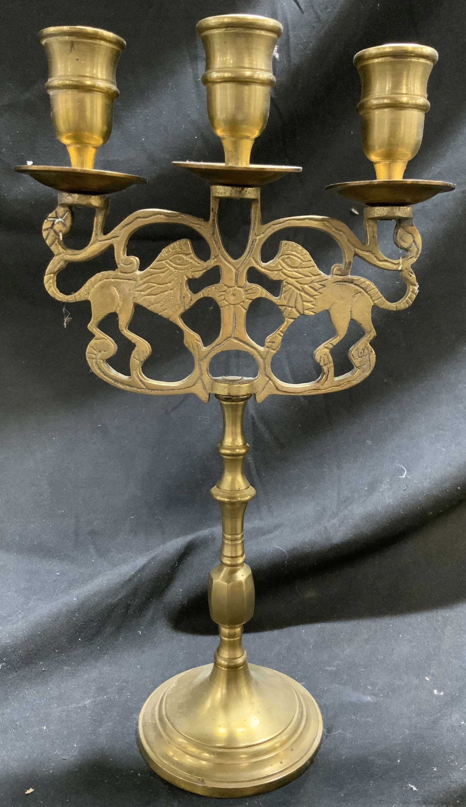 Vntg Brass Lions of Judah Sabbath Candelabra (1 of 7)