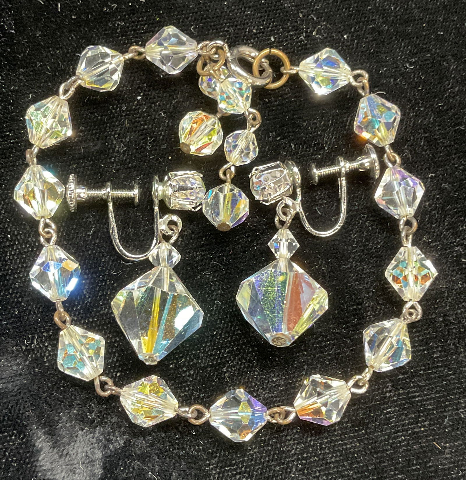 Lot 2 Vintage Crystal Earrings & Bracelet (1 of 6)