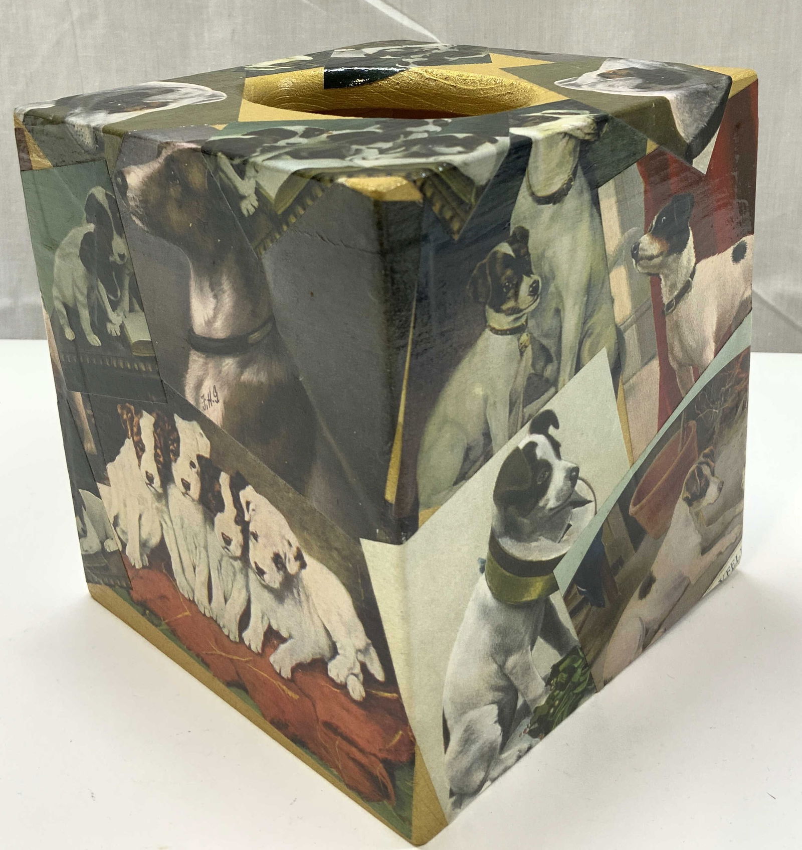 BLANKETY BLANK Dog Collage Wooden Tissue Box Cover: BLANKETY BLANK Dog Collage Wooden Tissue Box Cover Decorative tissue box cover, featuring a collage of dog images. Tissue box cover is made of wood. Appears to be marked, reads BLANKETY BLANK DESIGNS.