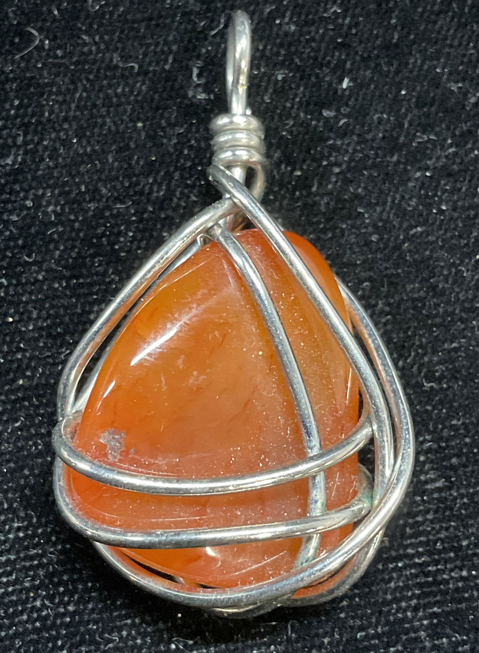 Modernist Silver Tone Wire Carnelian Pendant (1 of 6)
