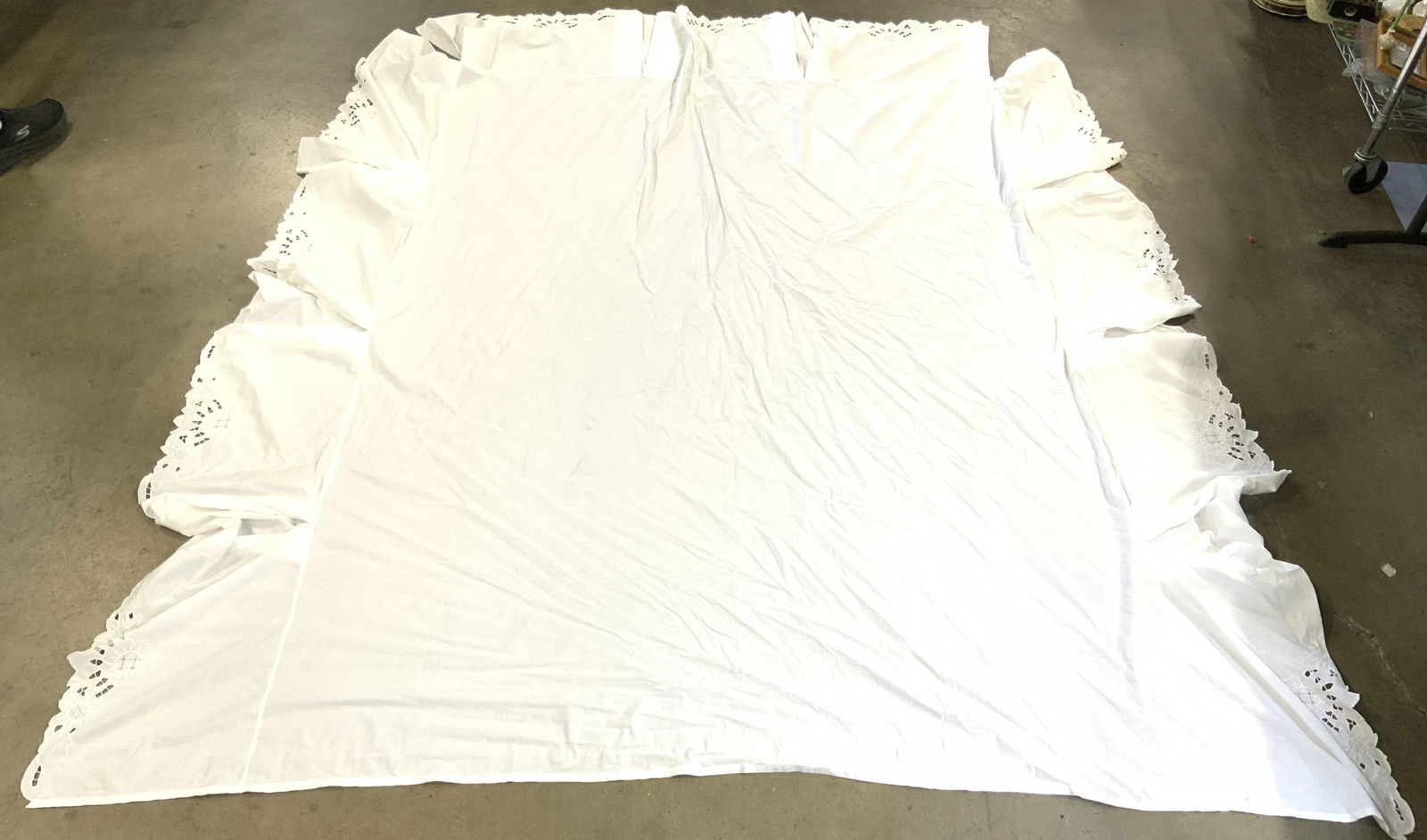 Vintage White Table Cloth W Floral Edges (1 of 6)