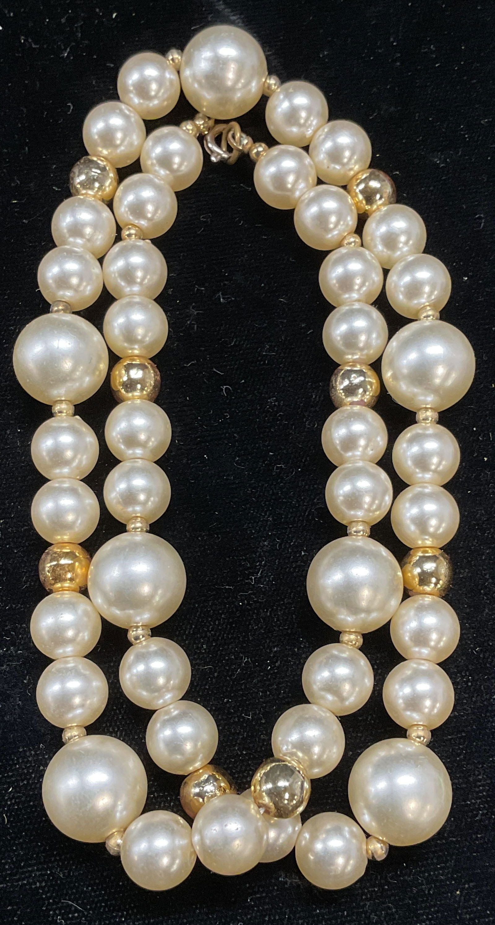 Vintage Gold Tone Faux Pearl Necklace: Vintage gold tone faux pearl and gold tone beaded necklace. Drop length approx 10.5 inches. Some wear including scratching. Jewelry, estate jewelry, costume jewelry, cocktail jewelry, fashion jewelry,