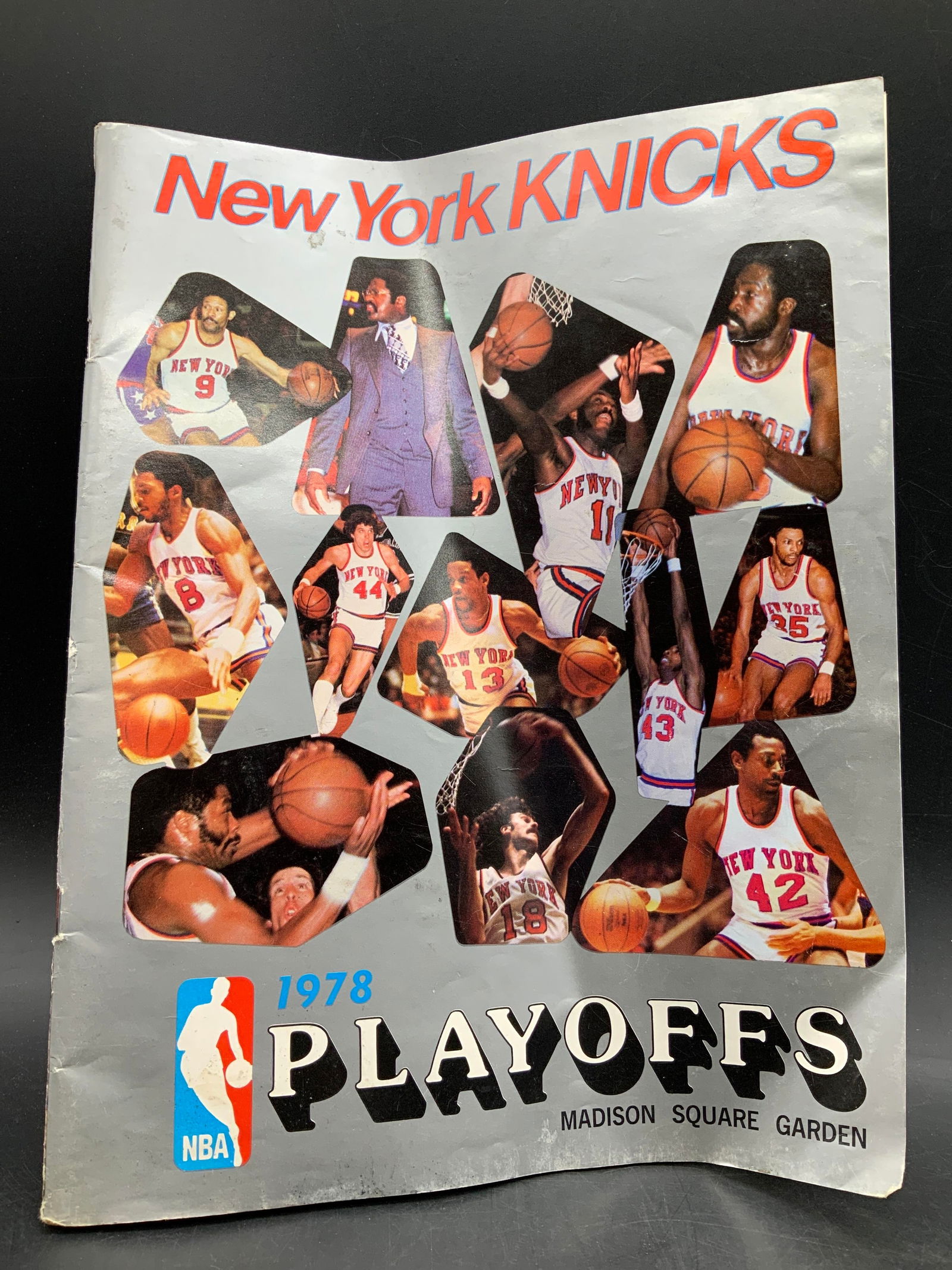 Vntg 1978 NY KNICKS Playoffs Sports Program (1 of 9)