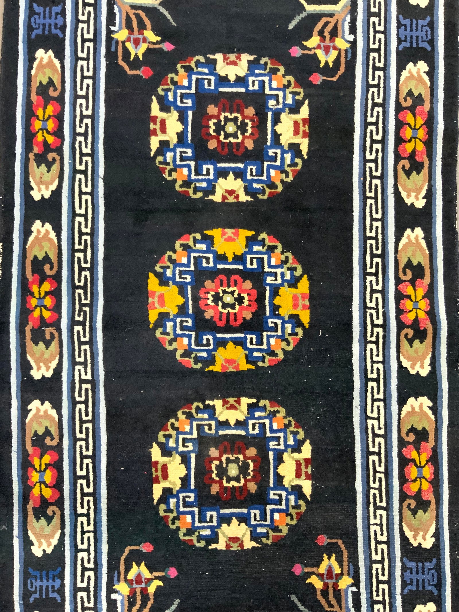 Vintage Handmade Chinese Art Deco Wool Rug (1 of 8)