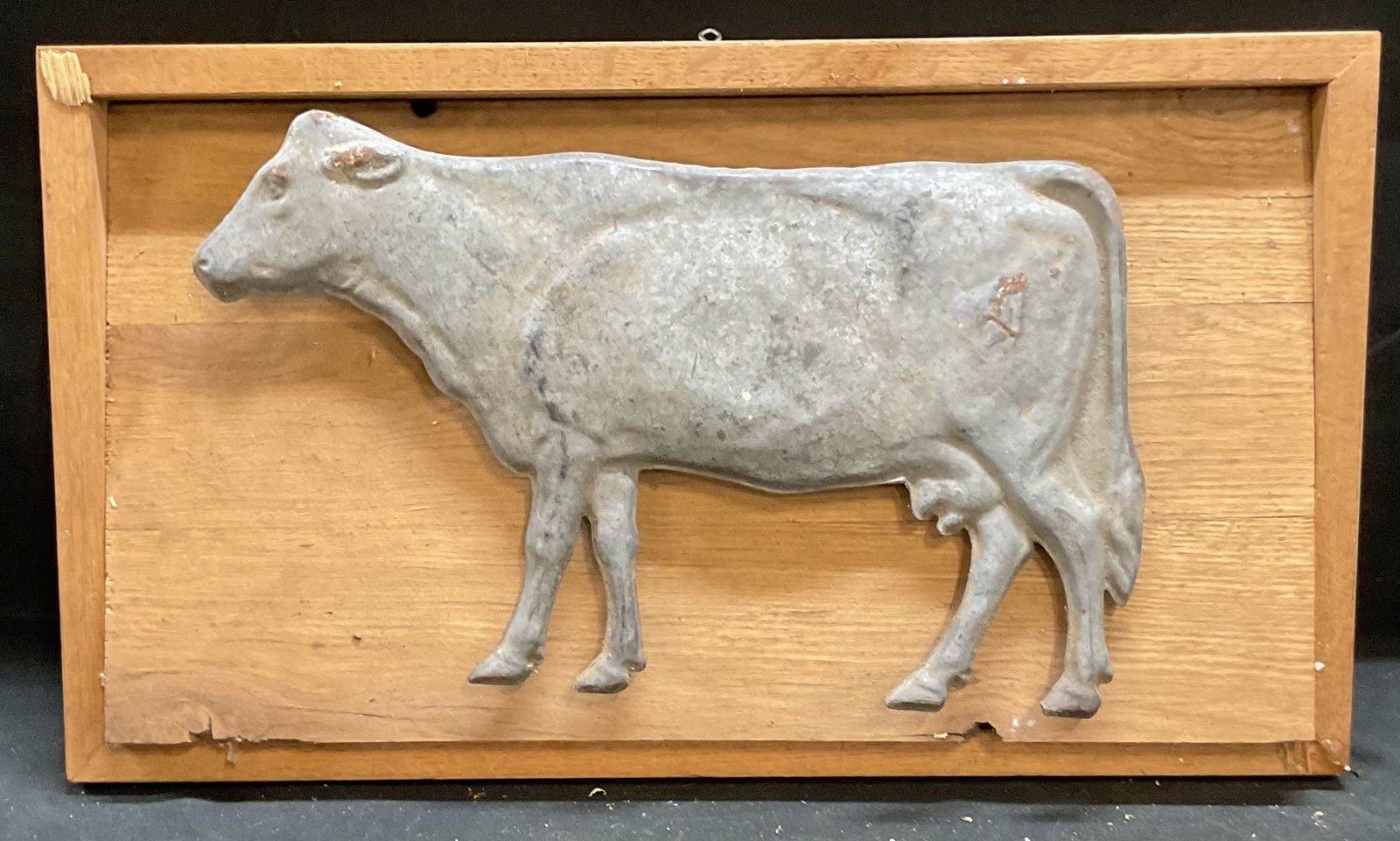 Vintage Iron Cow & Wood Wall Plaque (1 of 6)