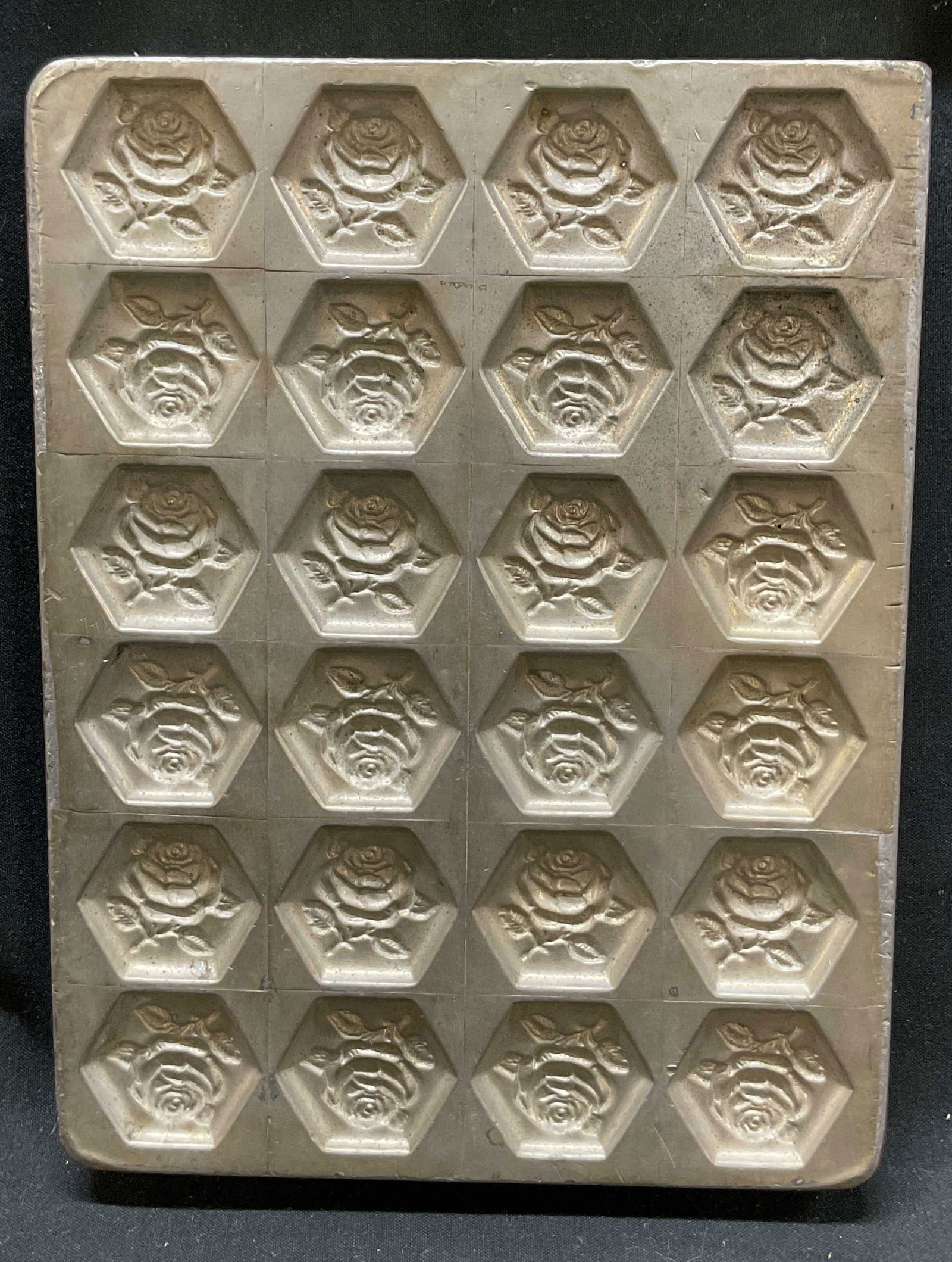 Antq Steel Oppelsheimer & Co. BonBon Candy Mold (1 of 7)