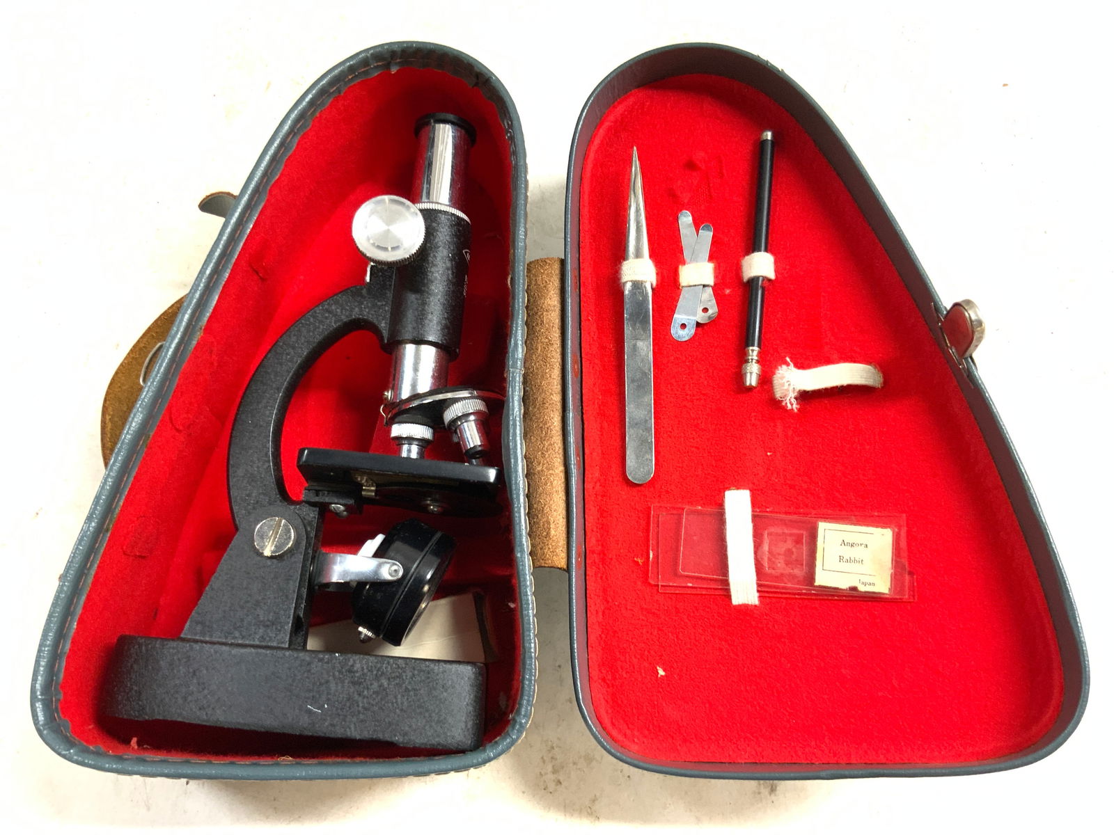 IVECO Vintage Microscope Case & More (1 of 8)