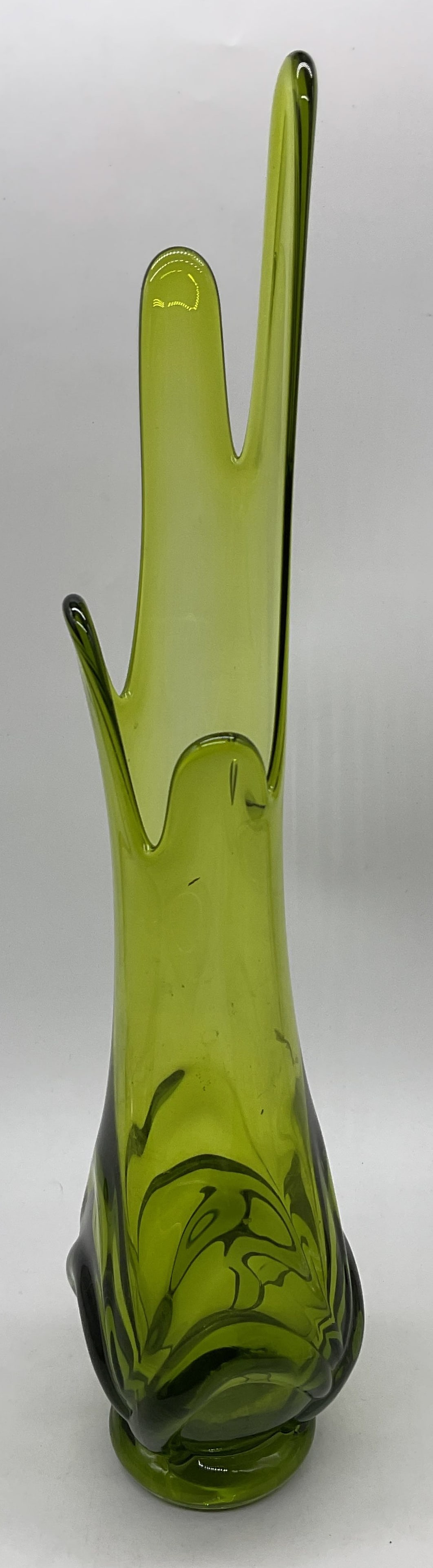 Vntg Mid Century Modern Green Swung Glass Vase 18in (1 of 9)