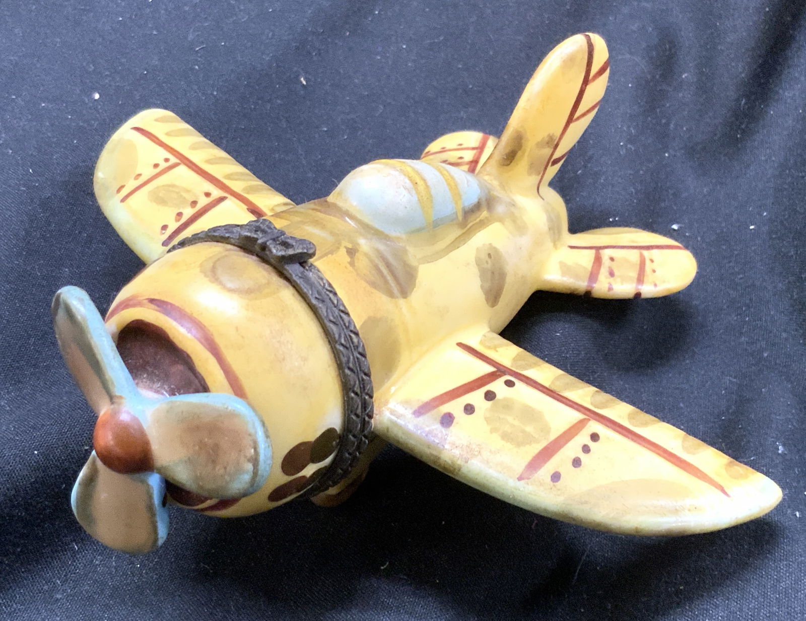 Vtg Hand Painted Ceramic Airplane Trinket Bx W Lid (1 of 8)