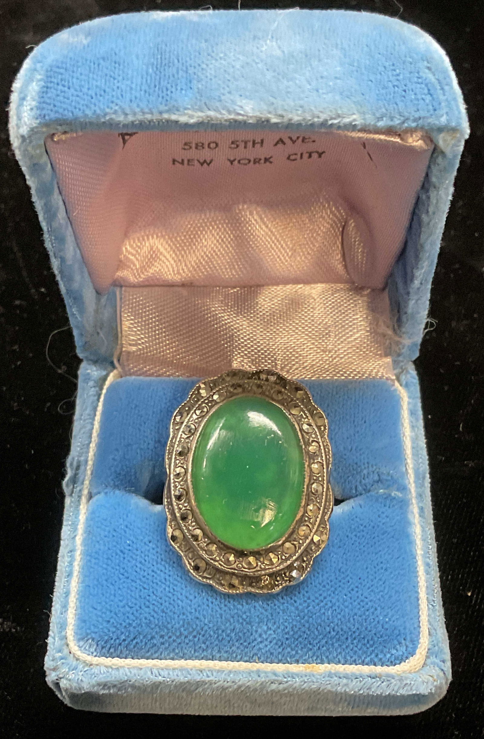 Vtg Sterling Silver Emerald Marcasite Ring (1 of 7)