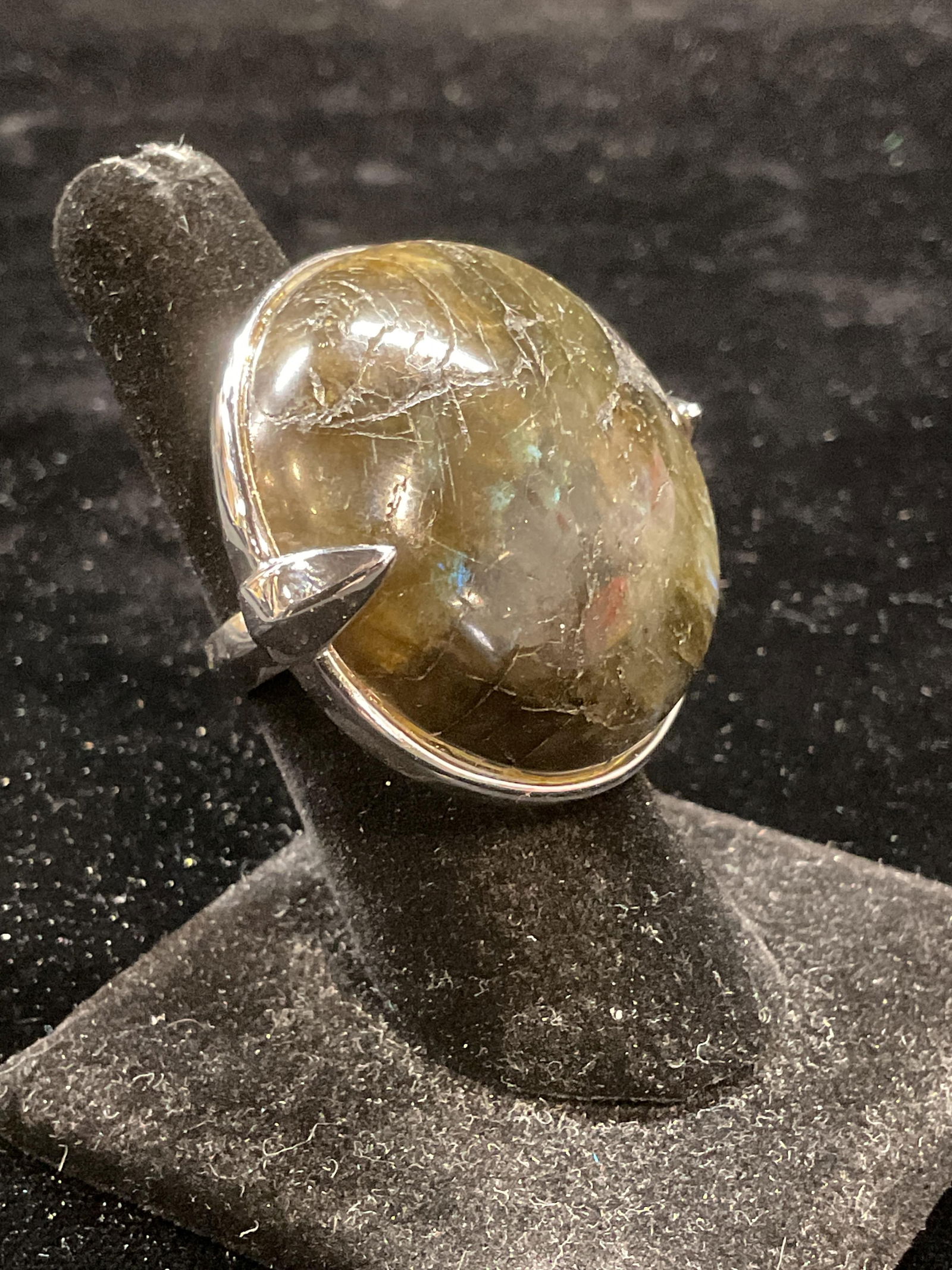 Sgn Knights New York Labradorite Statement Ring XL (1 of 6)