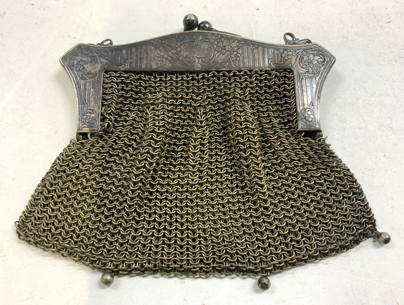 German Silver Victorian Mesh coin Purse (1 of 8)