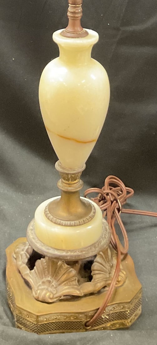 Vtg Alabaster Brass Urn Shaped Table Lamp (1 of 14)