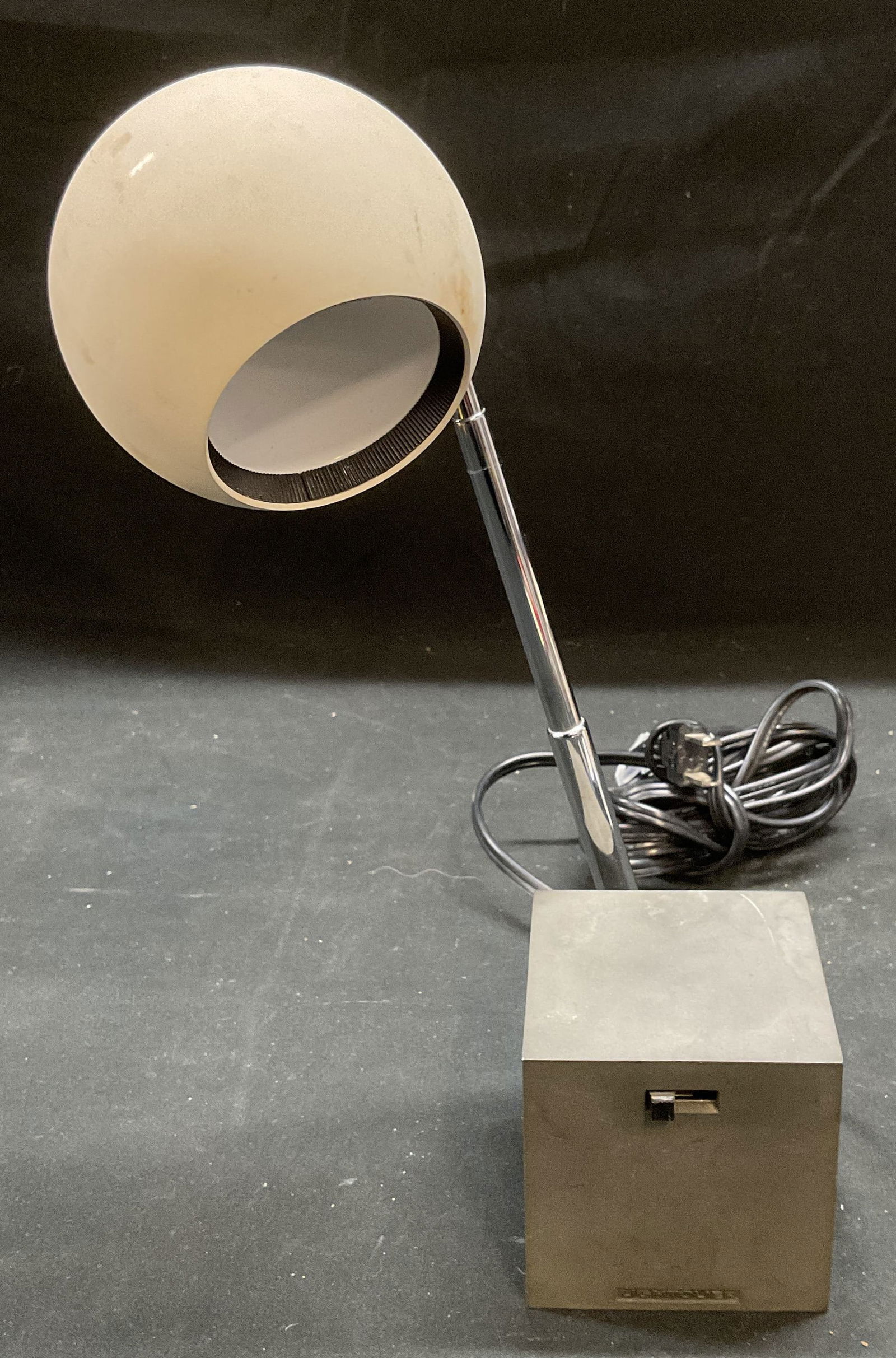 MCM Michael Lax Lightolier Lytegem Lamp (1 of 8)