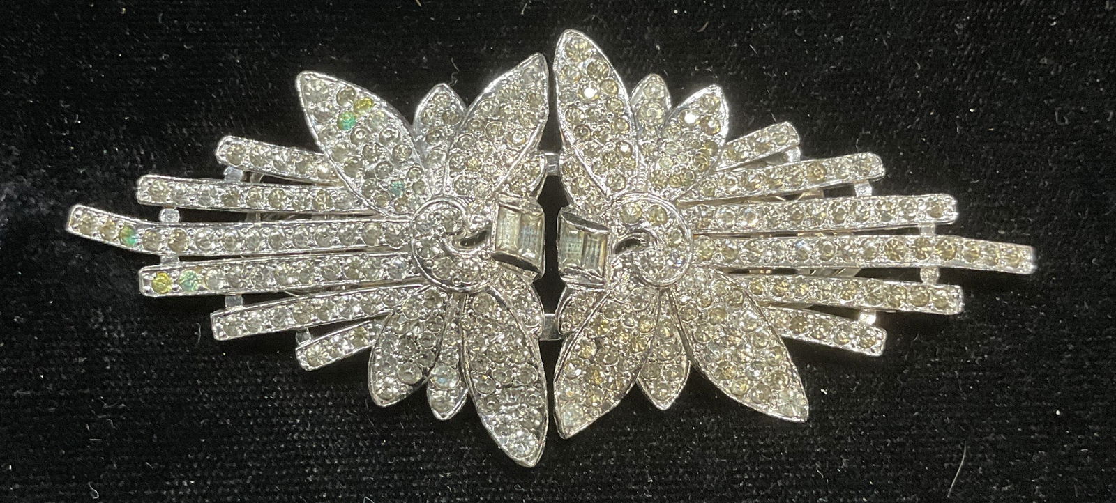 Coro Duette Art Deco Crystal Brooch Clip: Vintage Coro Duette art deco silver tone and crystal decorated double dress clip and brooch. Signed. Total dimensions approx 3.5 x 1.5 inches. Some wear including scratching. Jewelry, estate jewelry,