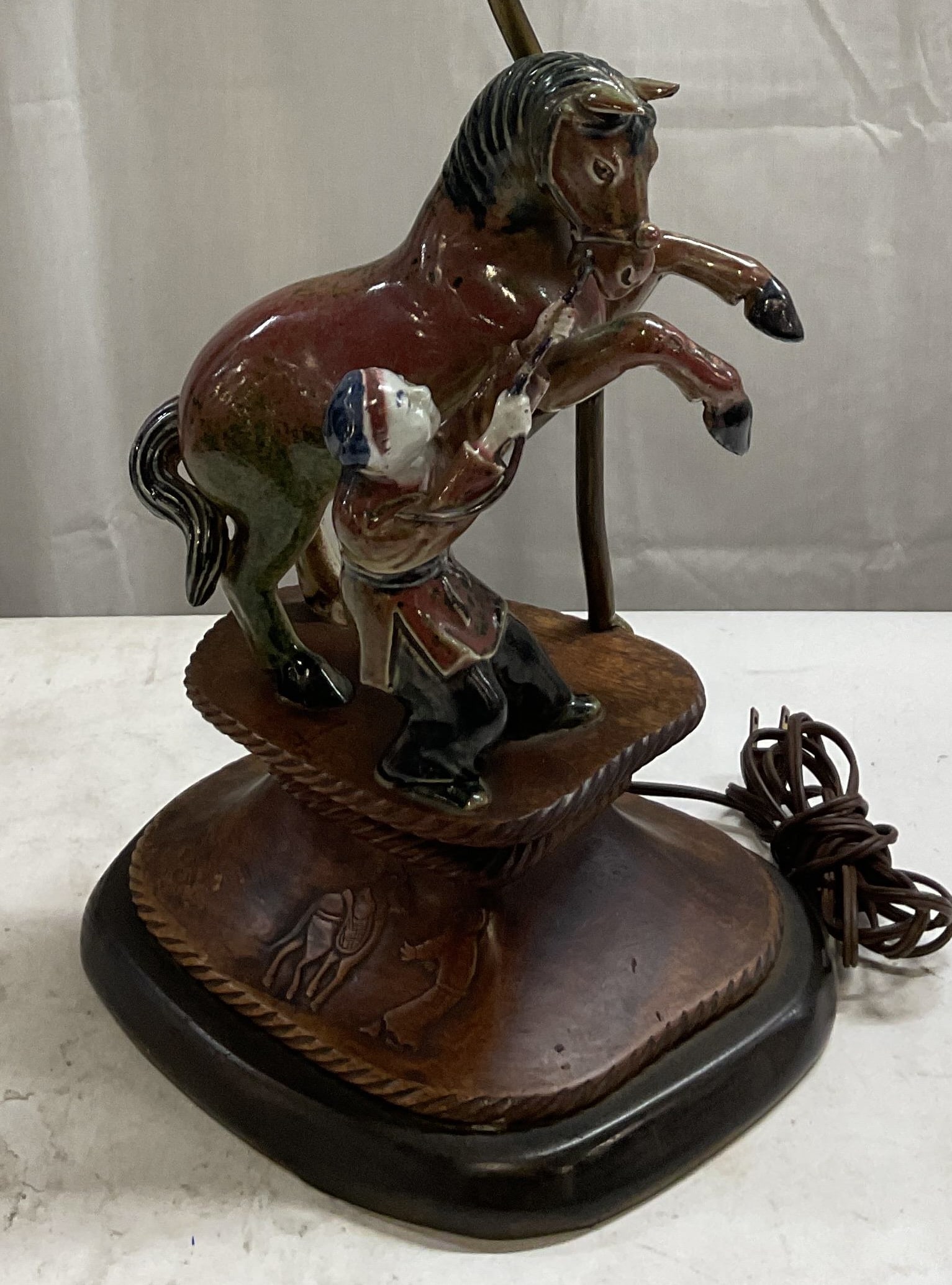 Vtg Ceramic Wood Brass Man & Horse Table Lamp (1 of 13)