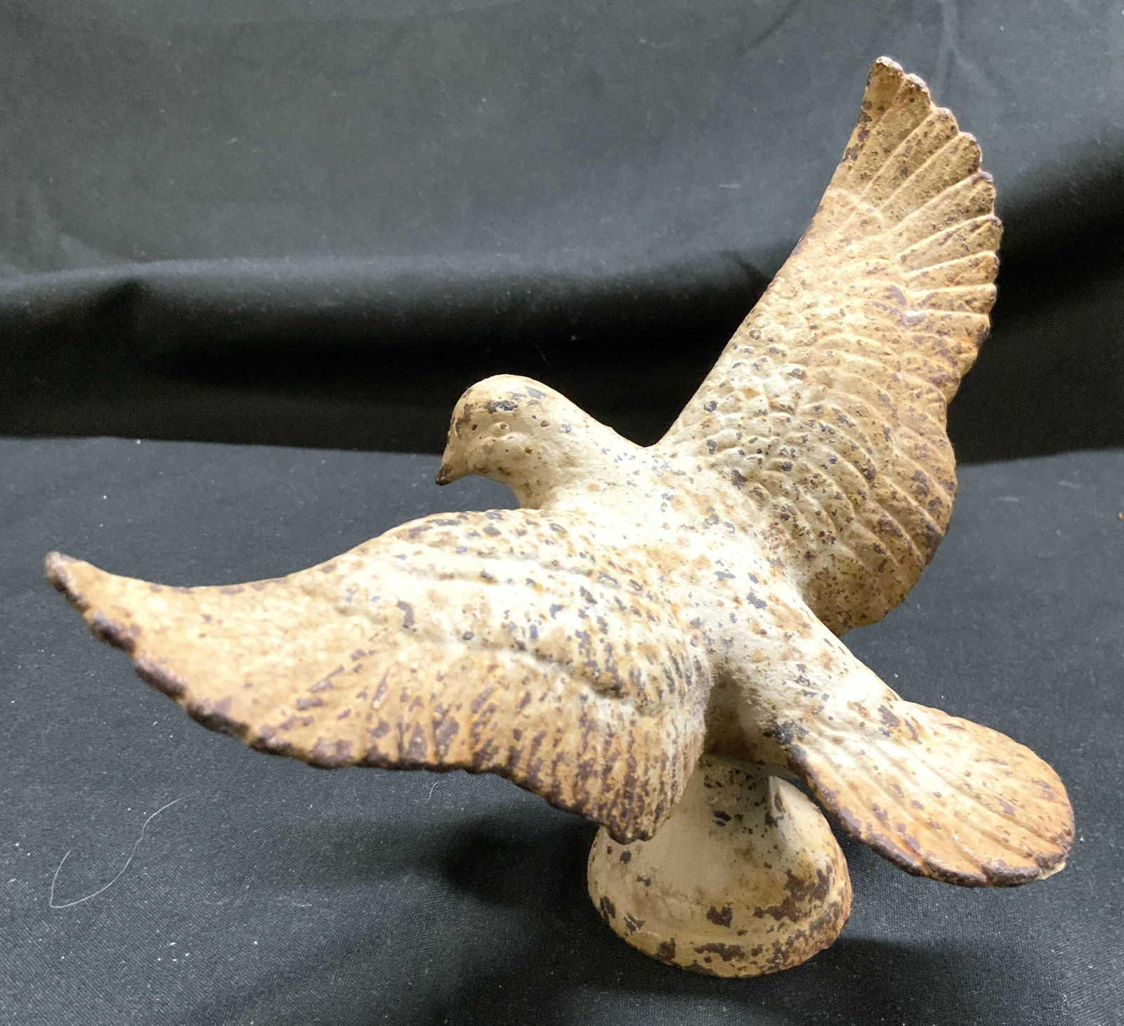 Vintage Cast Iron Dove Figure Finial (1 of 8)
