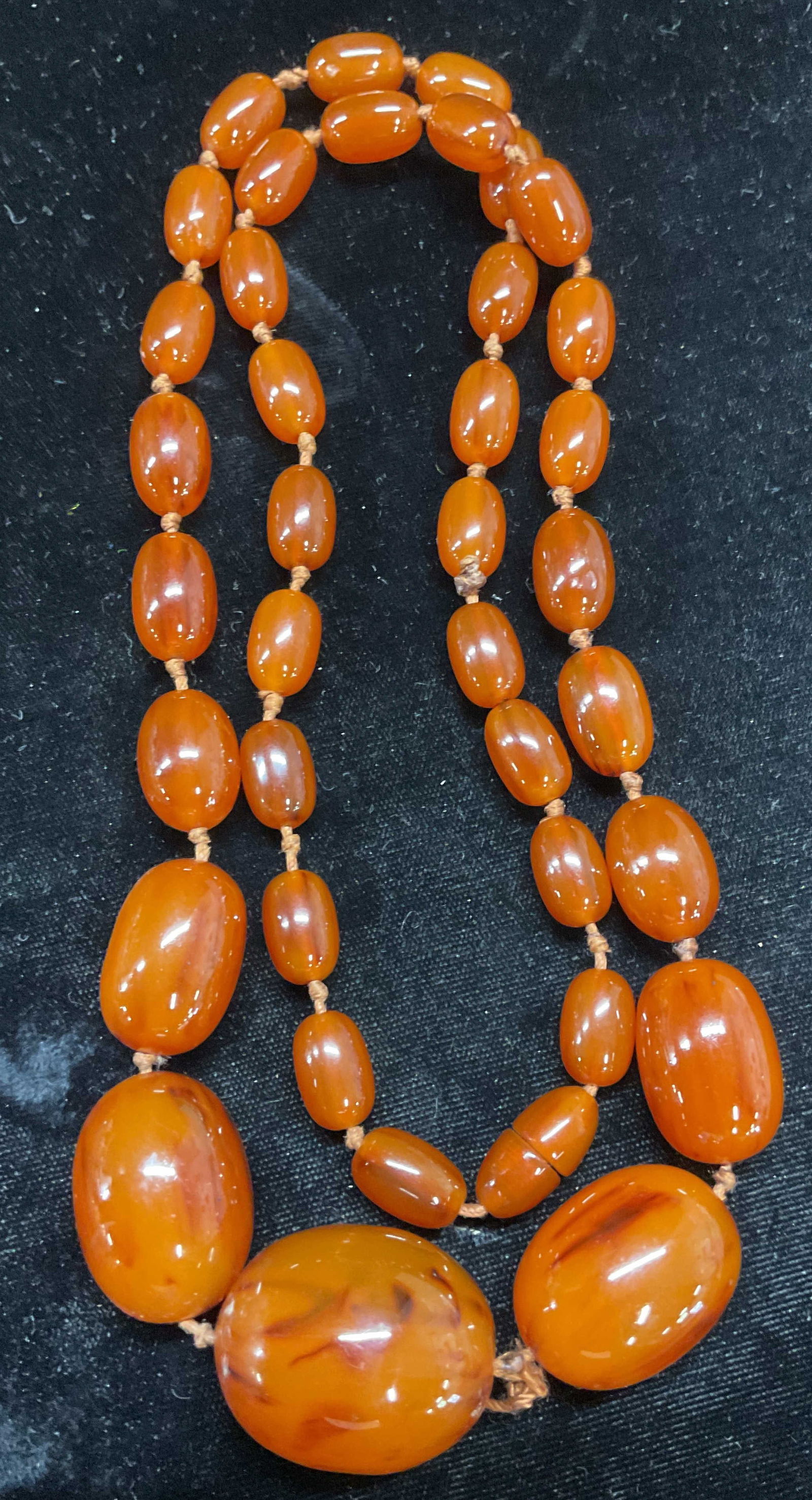 Vintage Graduated Amber Beaded Necklace (1 of 6)