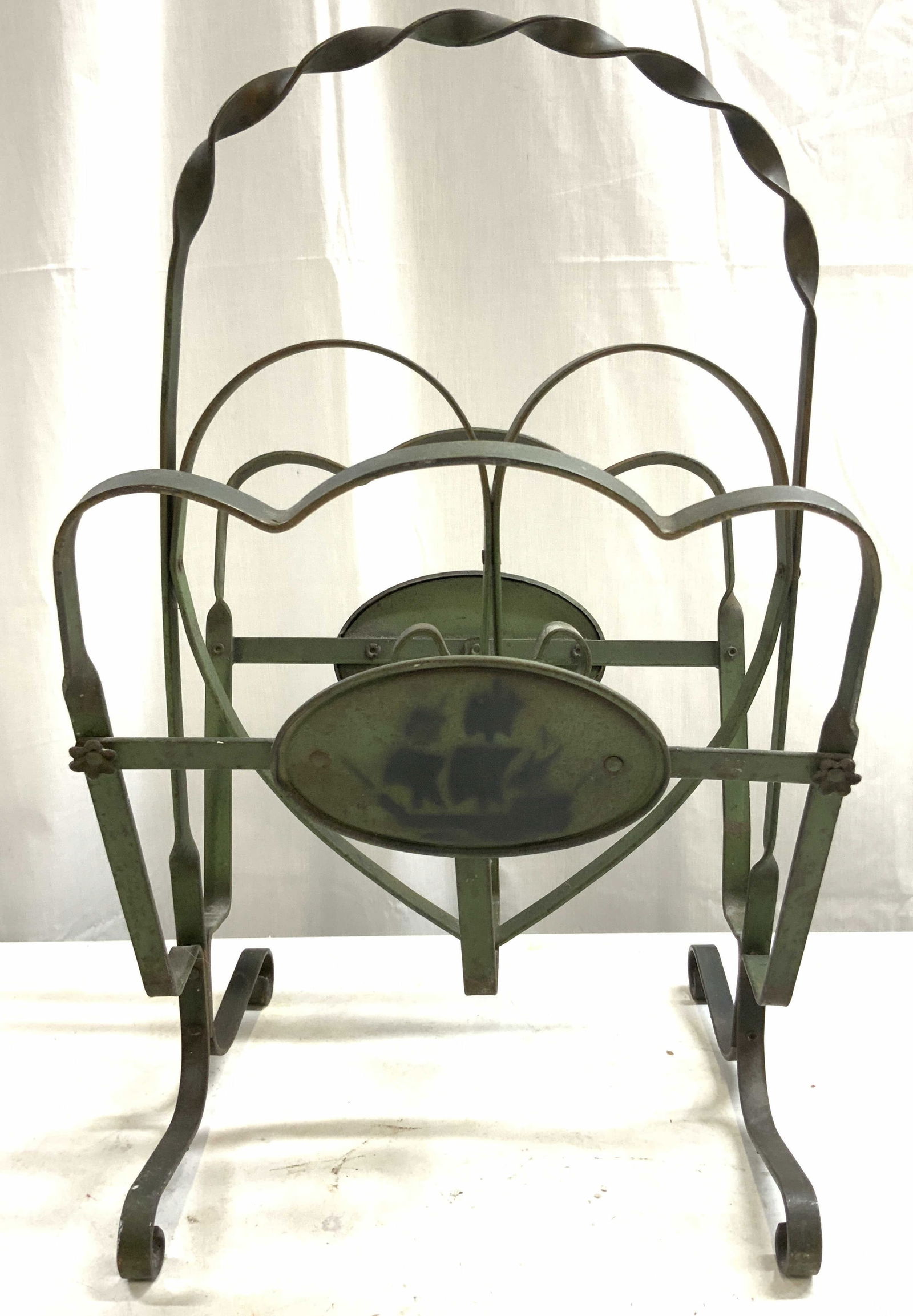Vtg MCM Iron Magazine Rack W Boat & Curled Feet (1 of 8)