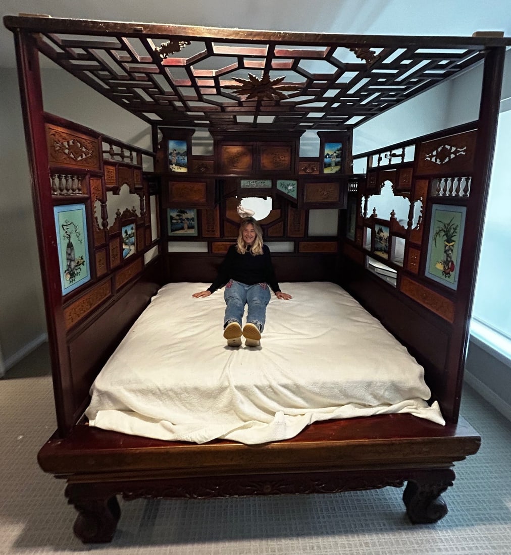 XL Vintage Wooden Hand Painted Asian Opium Bed (1 of 20)